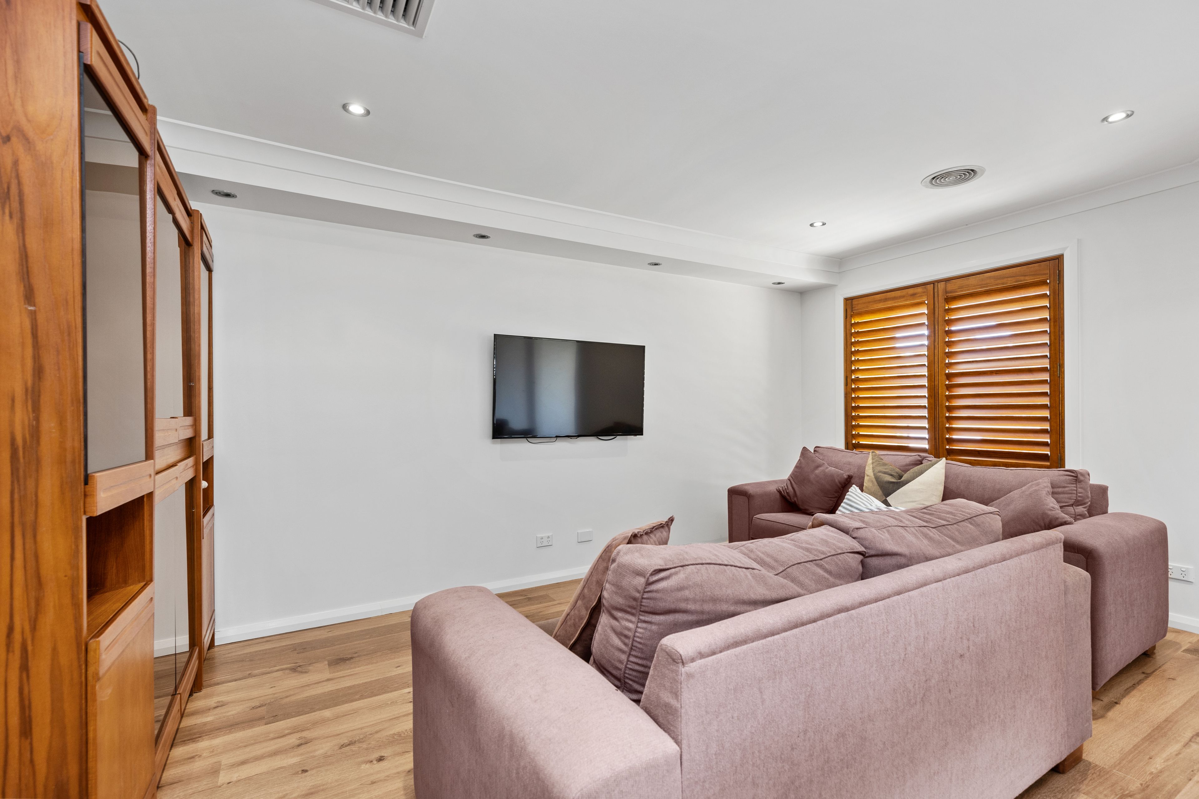 34 Booth Street, Coolamon, NSW 2701