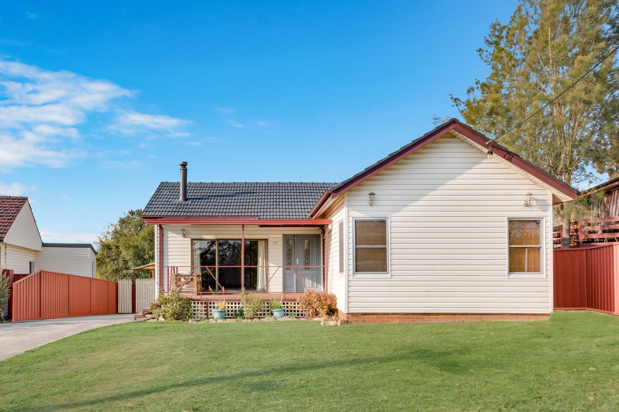 13 Hilltop Crescent