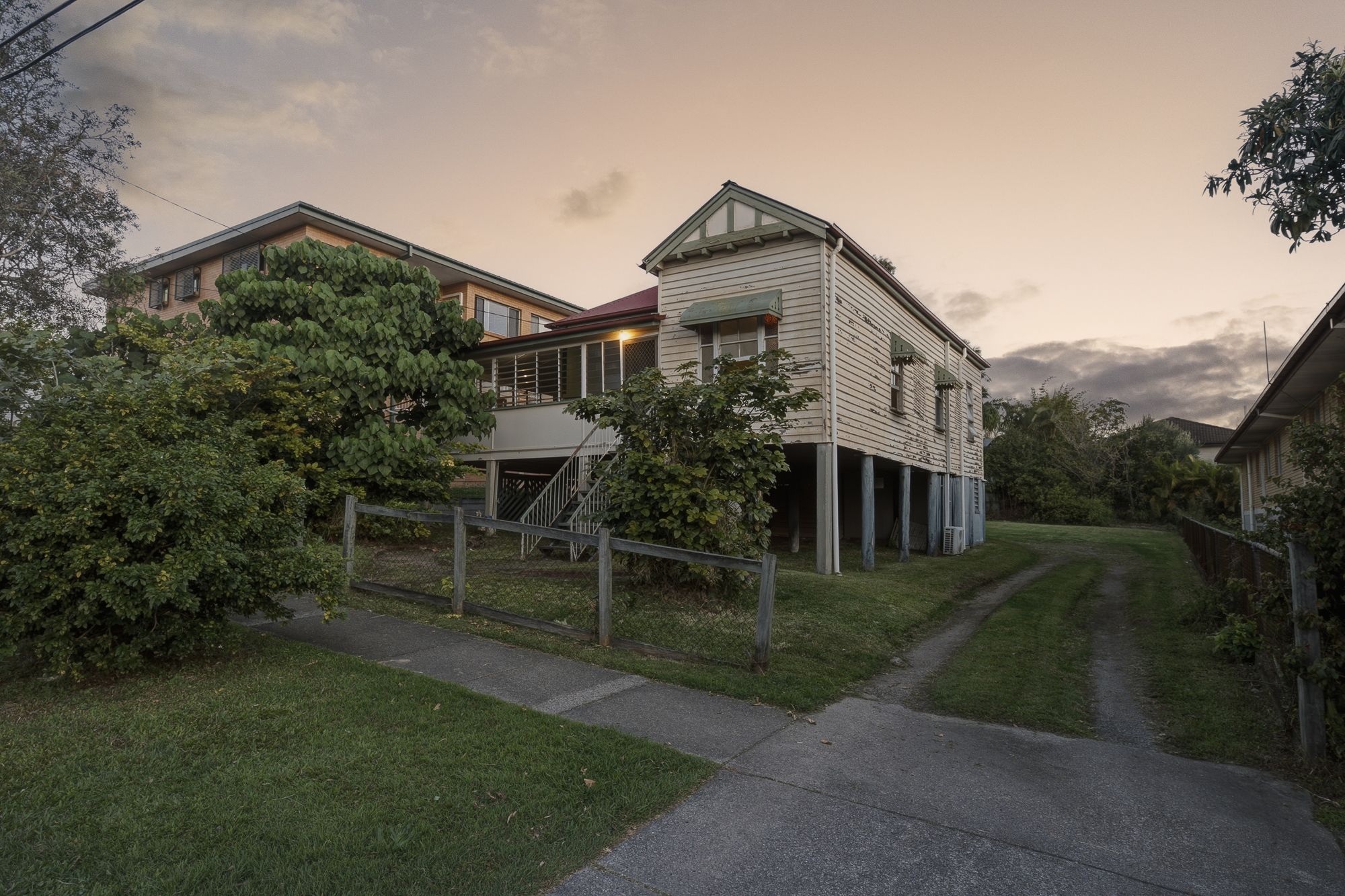 25 Qualtrough Street, Woolloongabba, QLD 4102