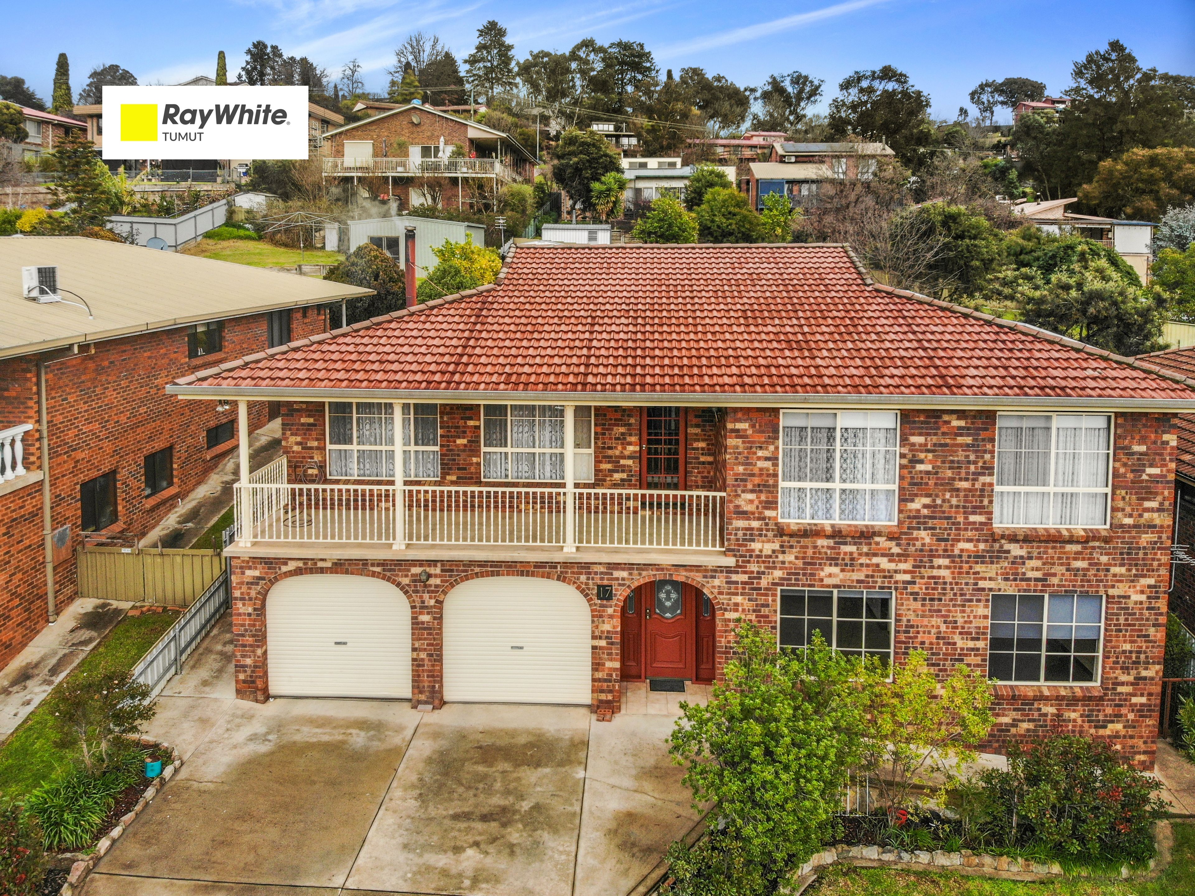 17 Hassett Street — photo from Ray White Tumut