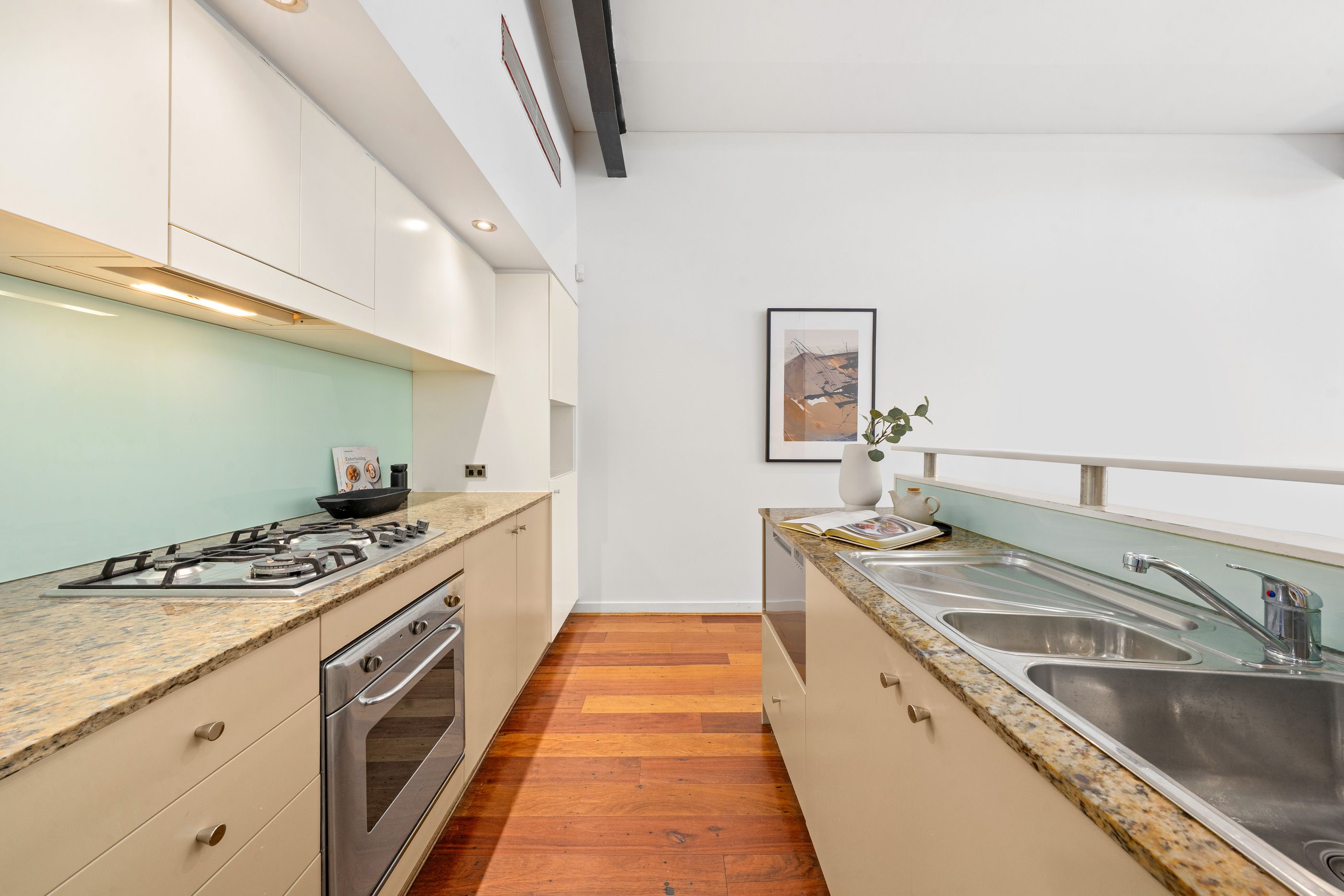 34/18 Jacques Street — photo 5 of 13