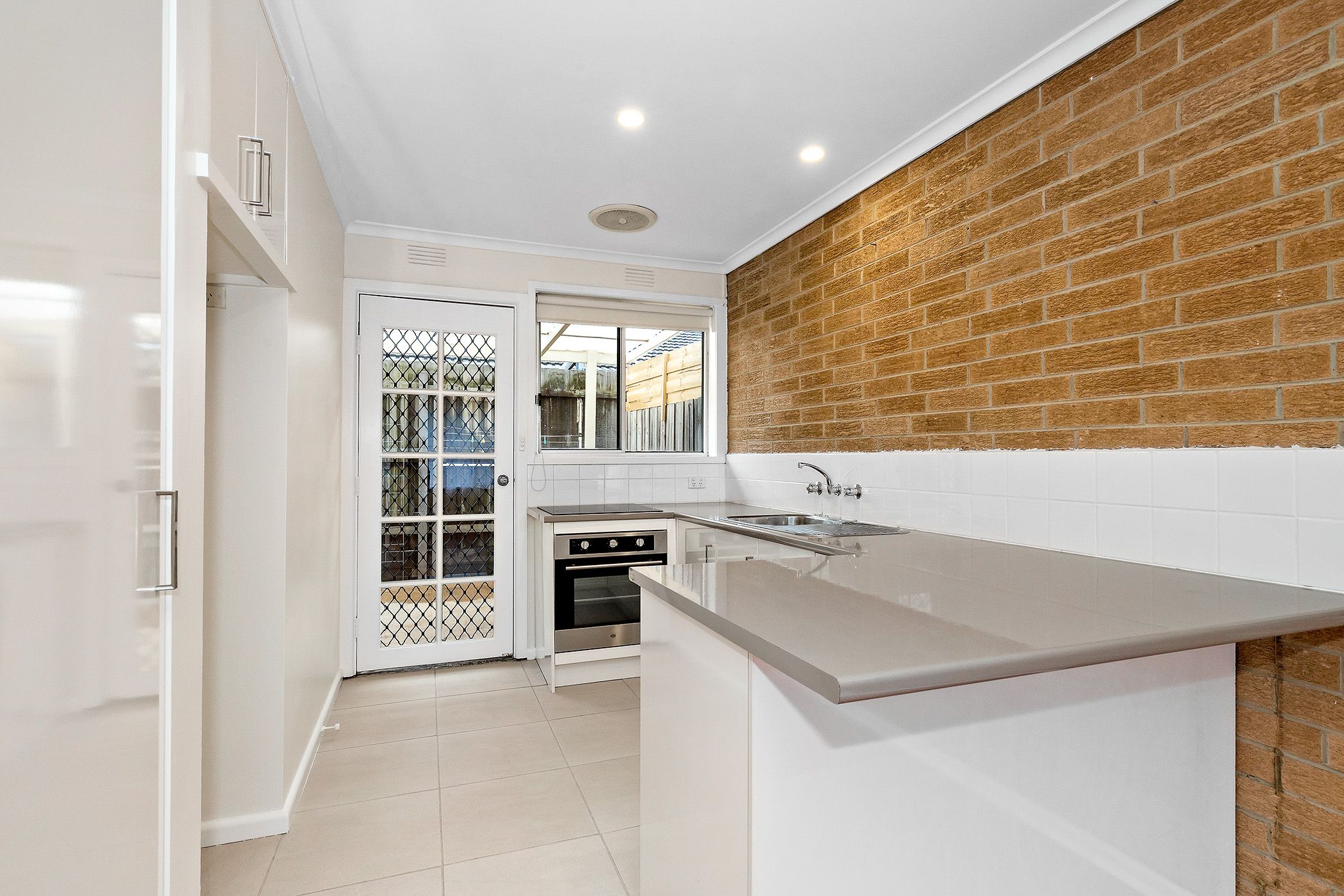 8A Carder Avenue, Seaford VIC 3198