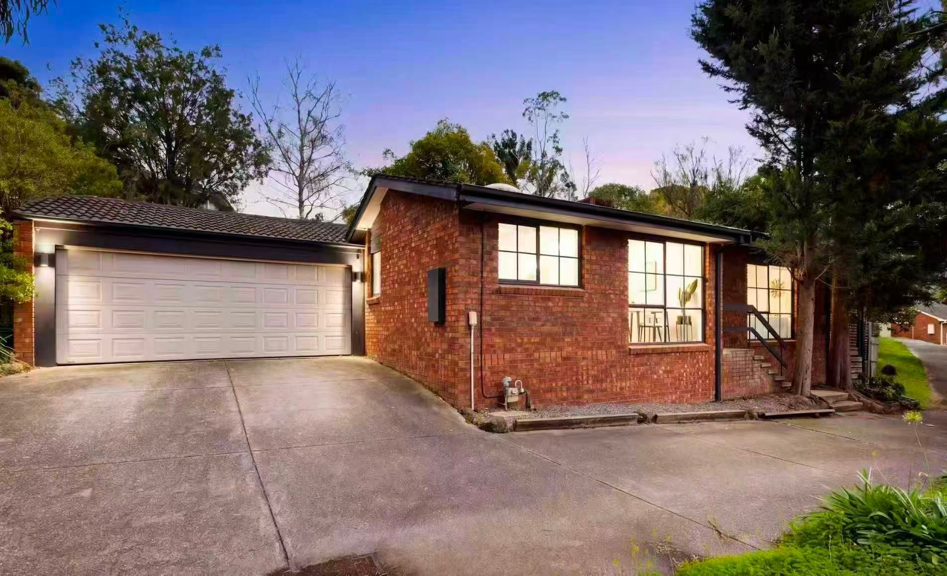 1/5 Tarrangower Avenue, Mitcham, VIC 3132
