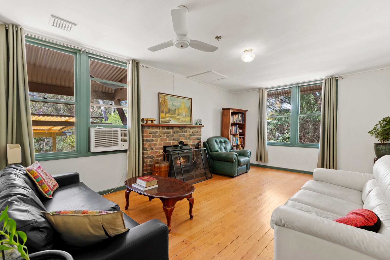 24 Outlook Drive, Jamieson, VIC 3723