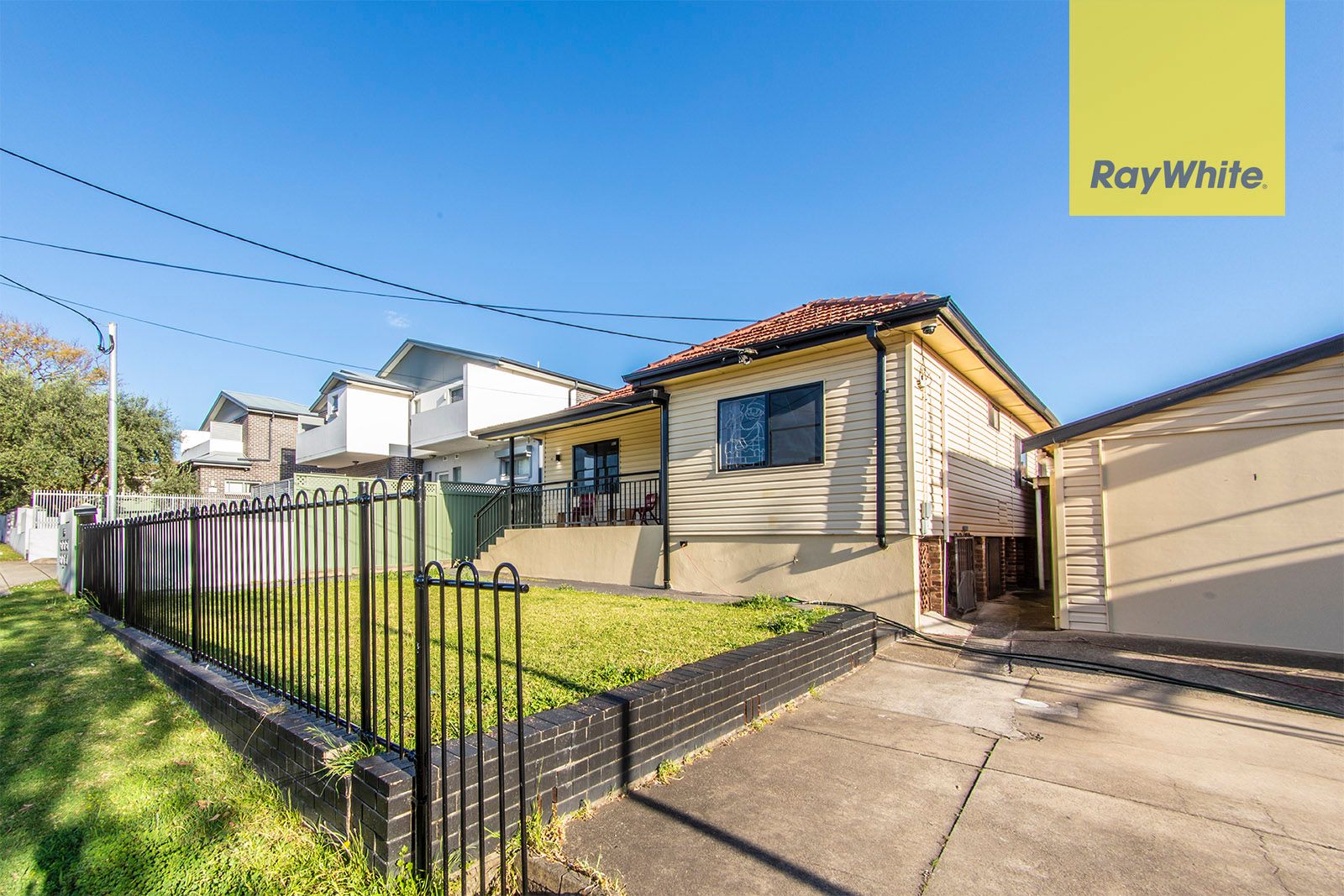32 Barcom Street — photo 14 of 14