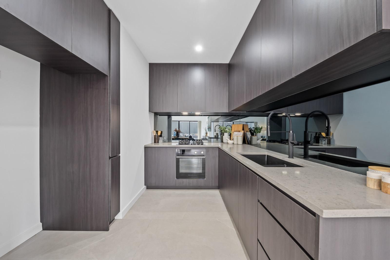 24/2-8 Bando Road, Girraween, NSW 2145