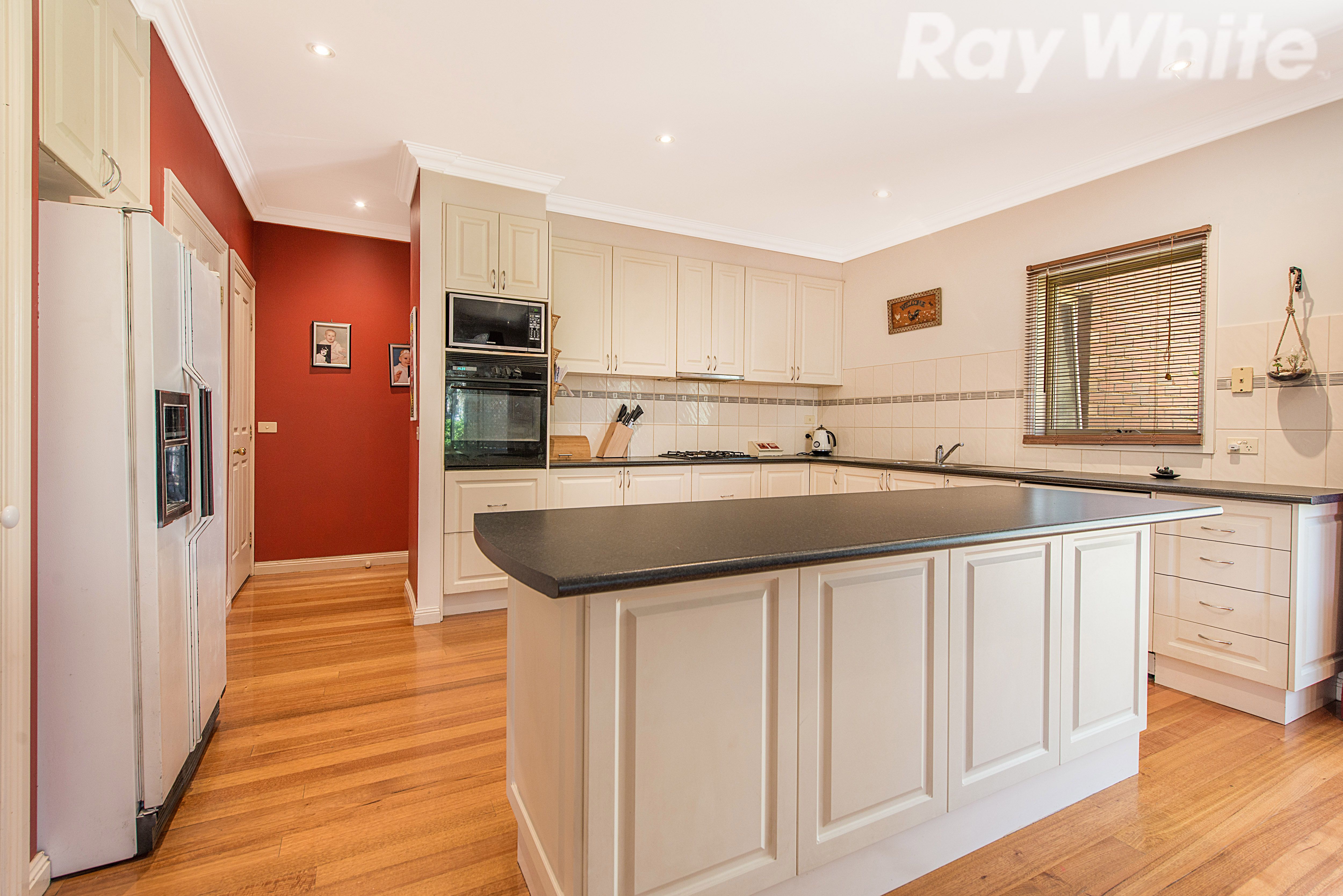 2/5 Clendon Road, Ferntree Gully, VIC 3156