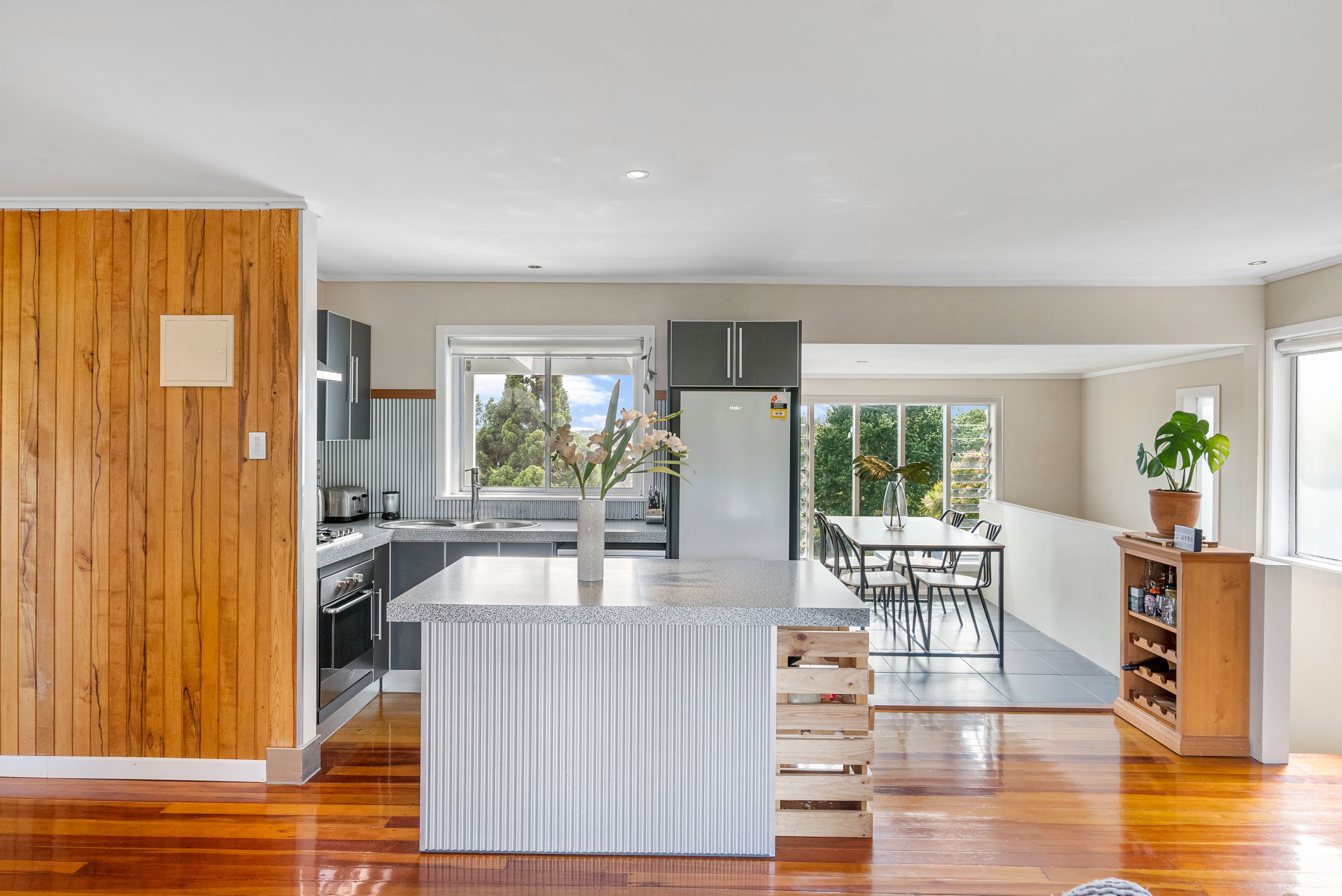 121 Rangatira Road, Beach Haven, North Shore City