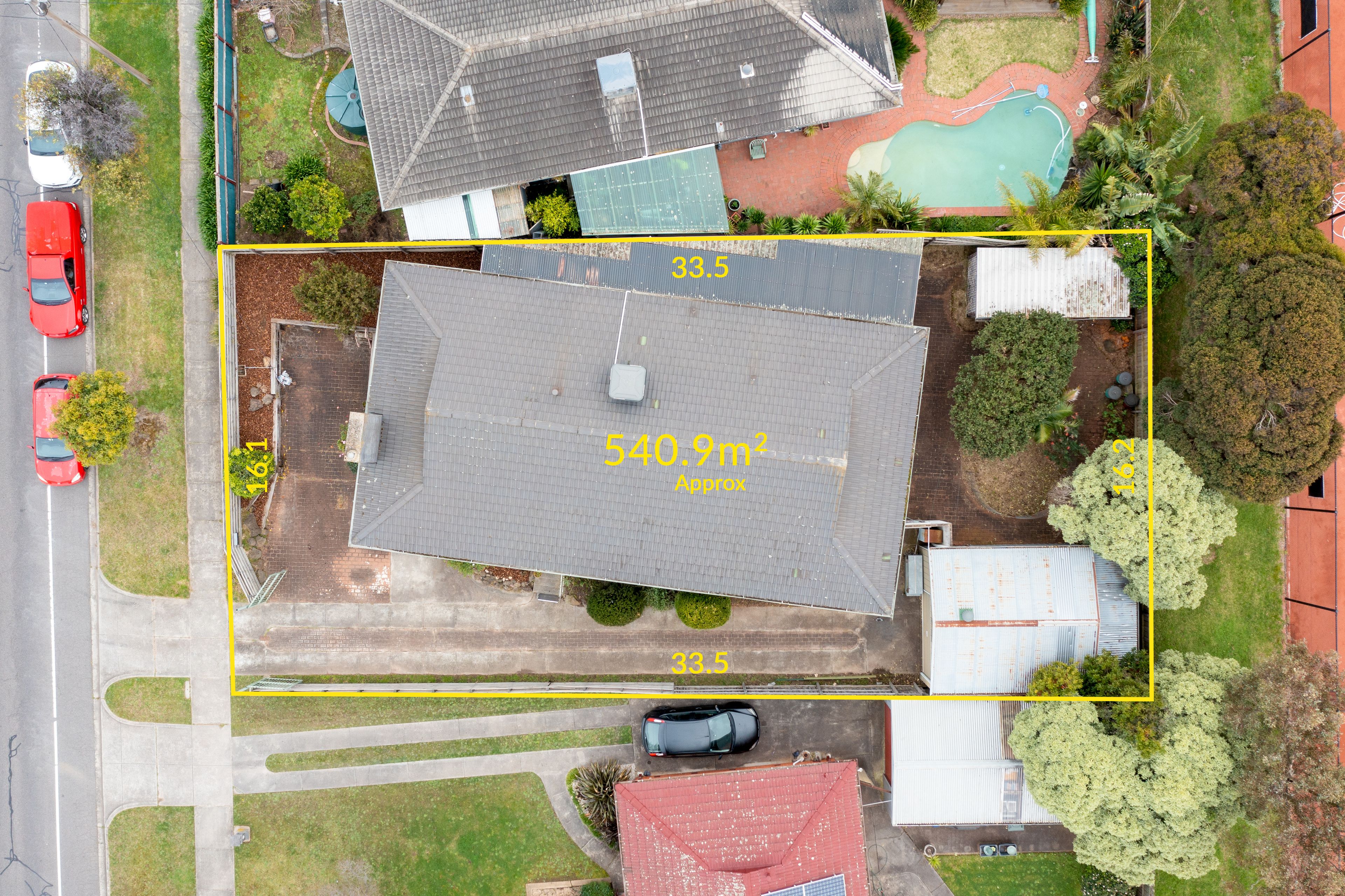 137 Greenwood Drive, Bundoora, VIC 3083