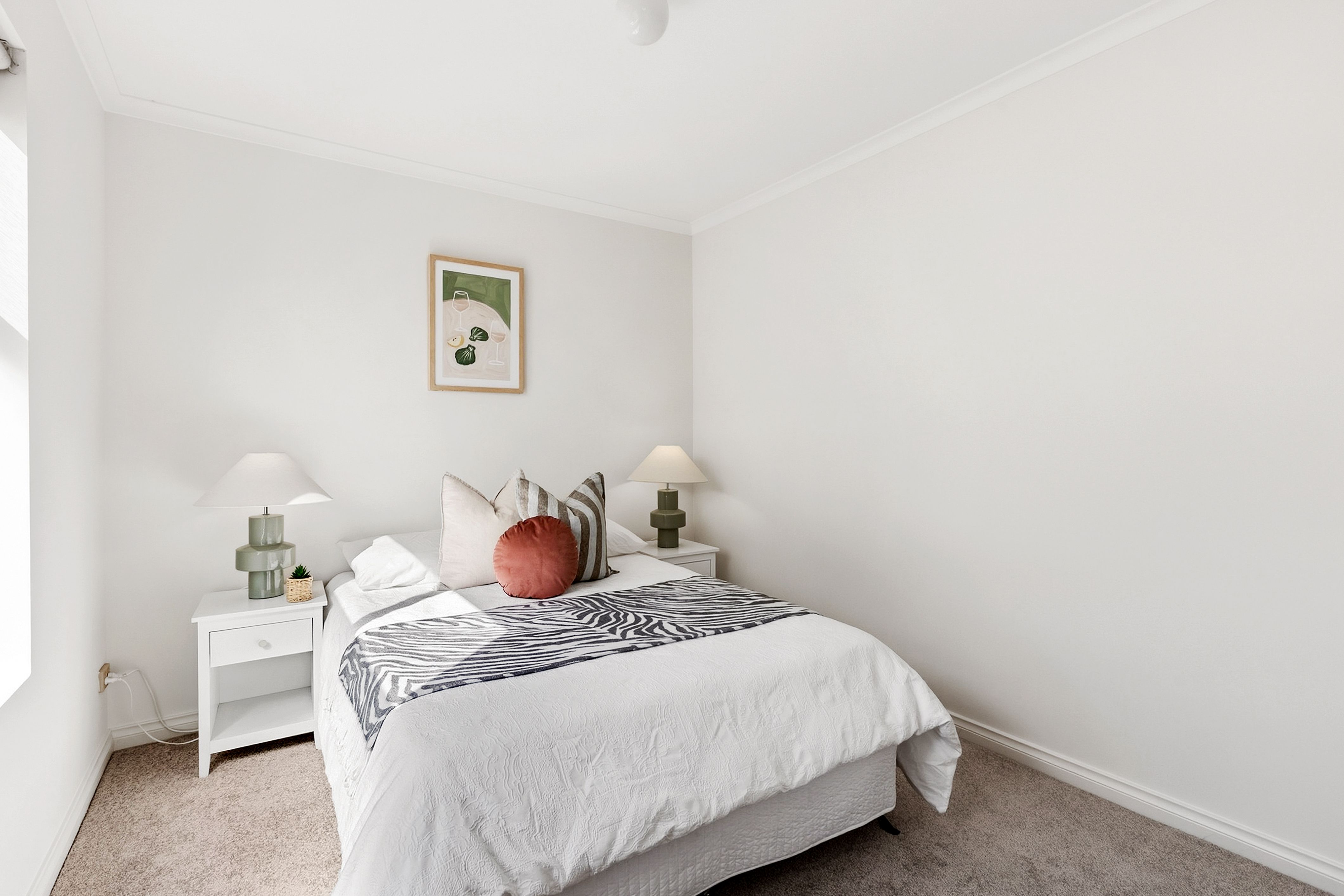 42 Victoria Street — photo 9 of 15