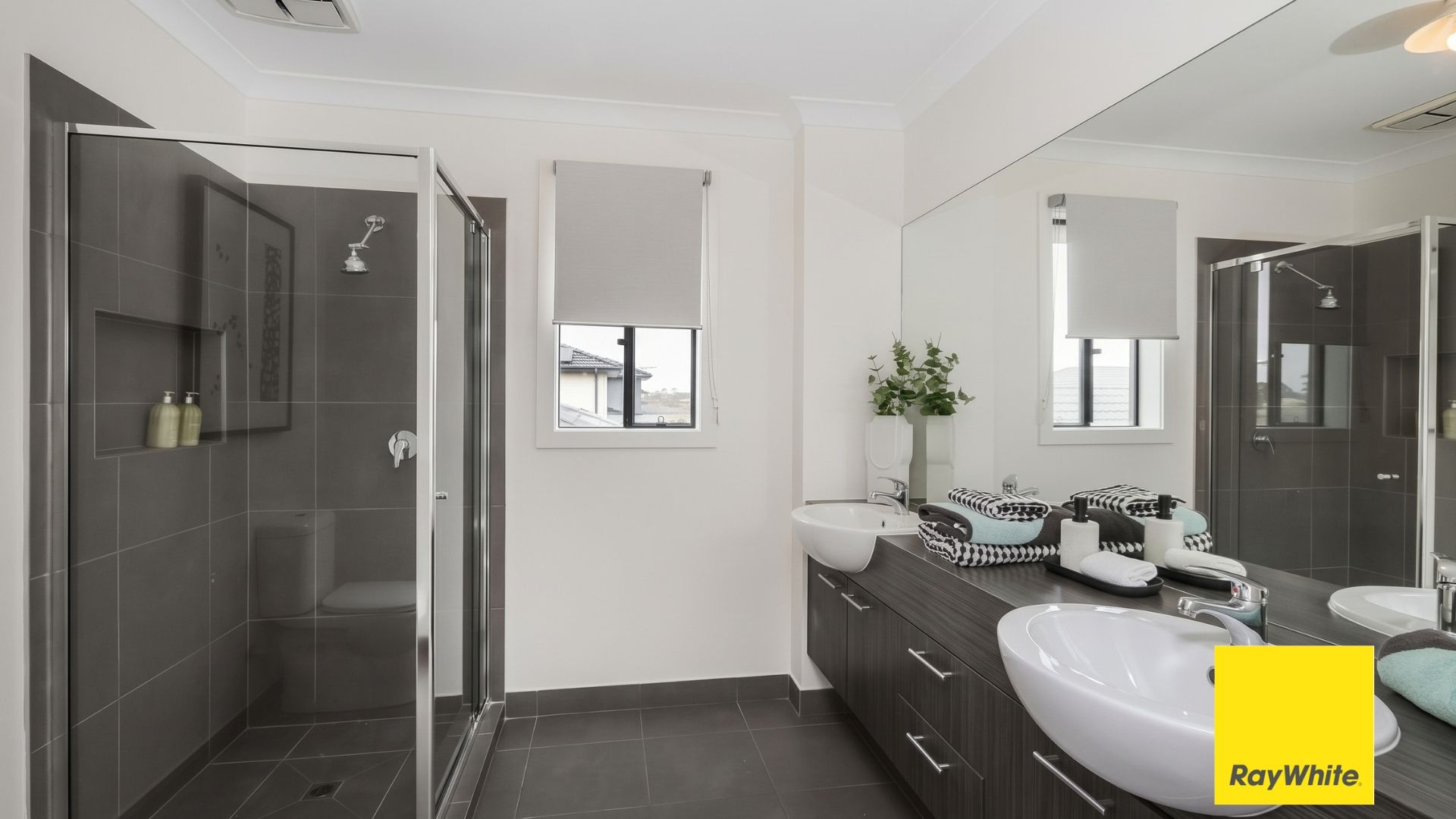 29 Kohli Crescent — photo 14 of 23