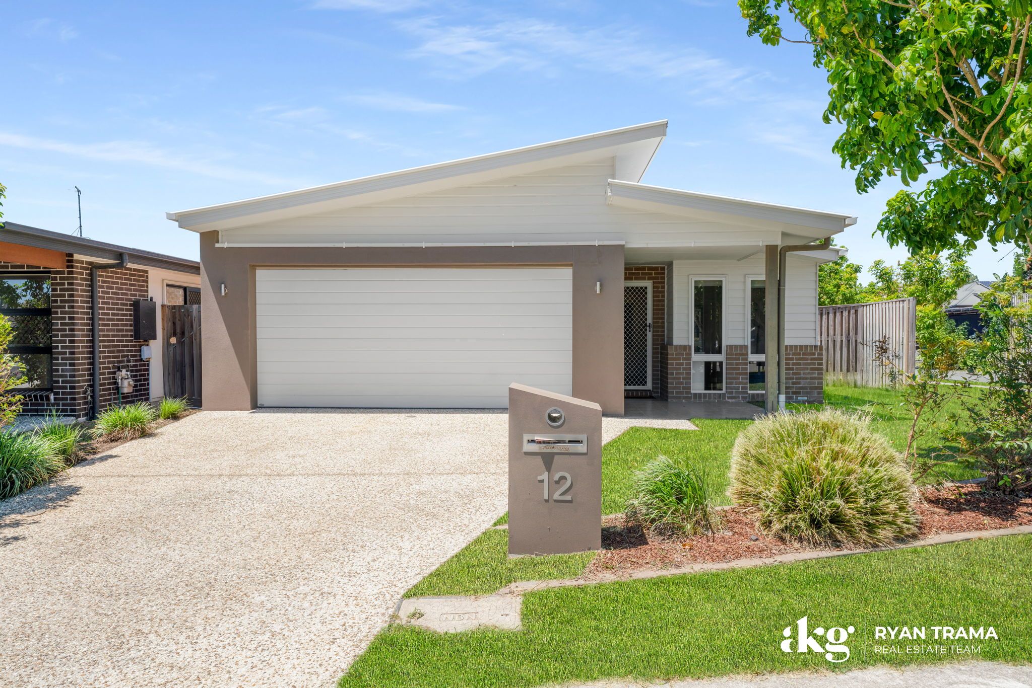 12 Skelbrook Road, Park Ridge QLD 4125