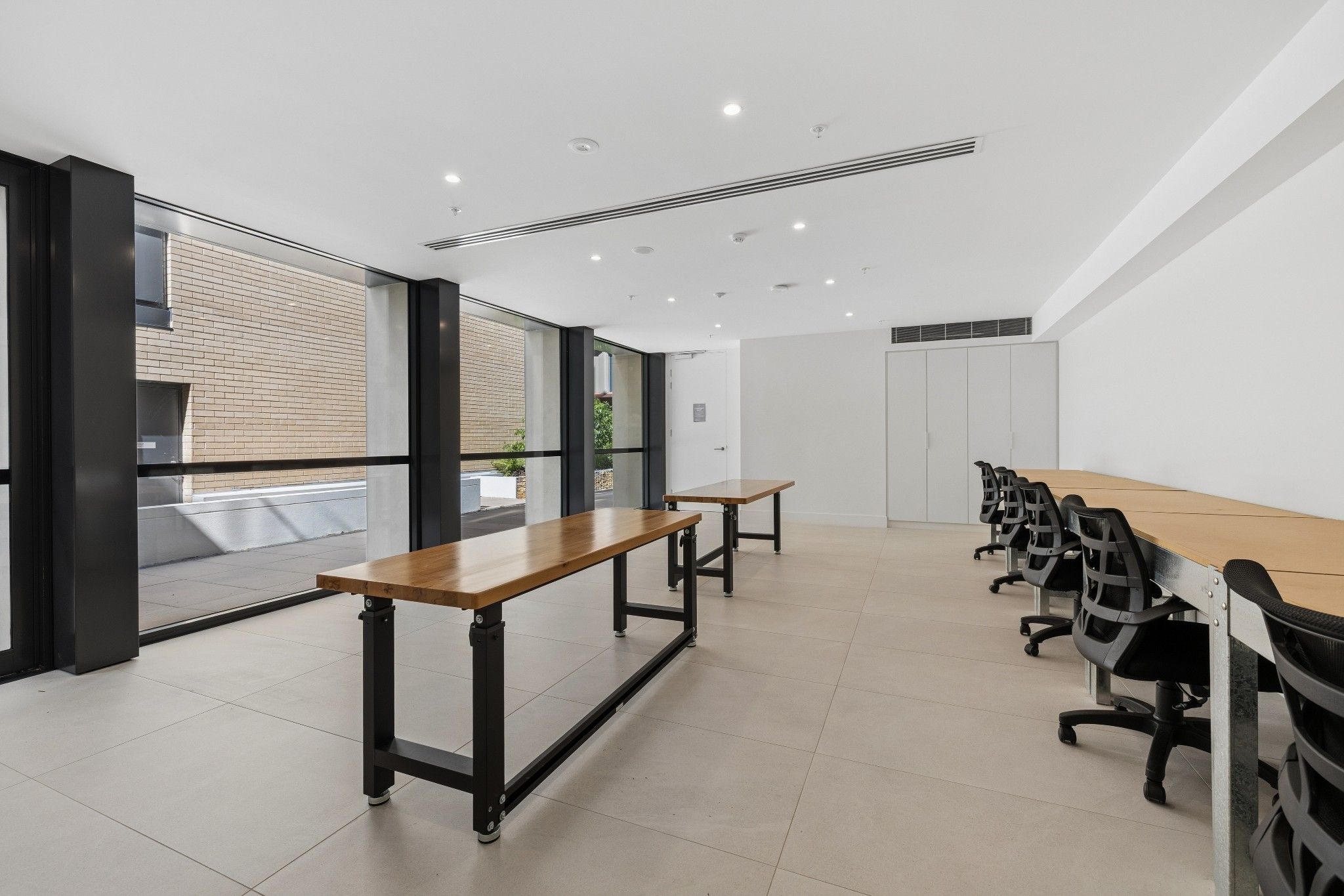 202/5 Scott Street — photo 16 of 17