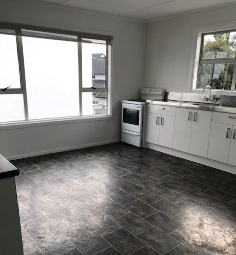 6 Wharf Road, Bucklands Beach, Manukau City