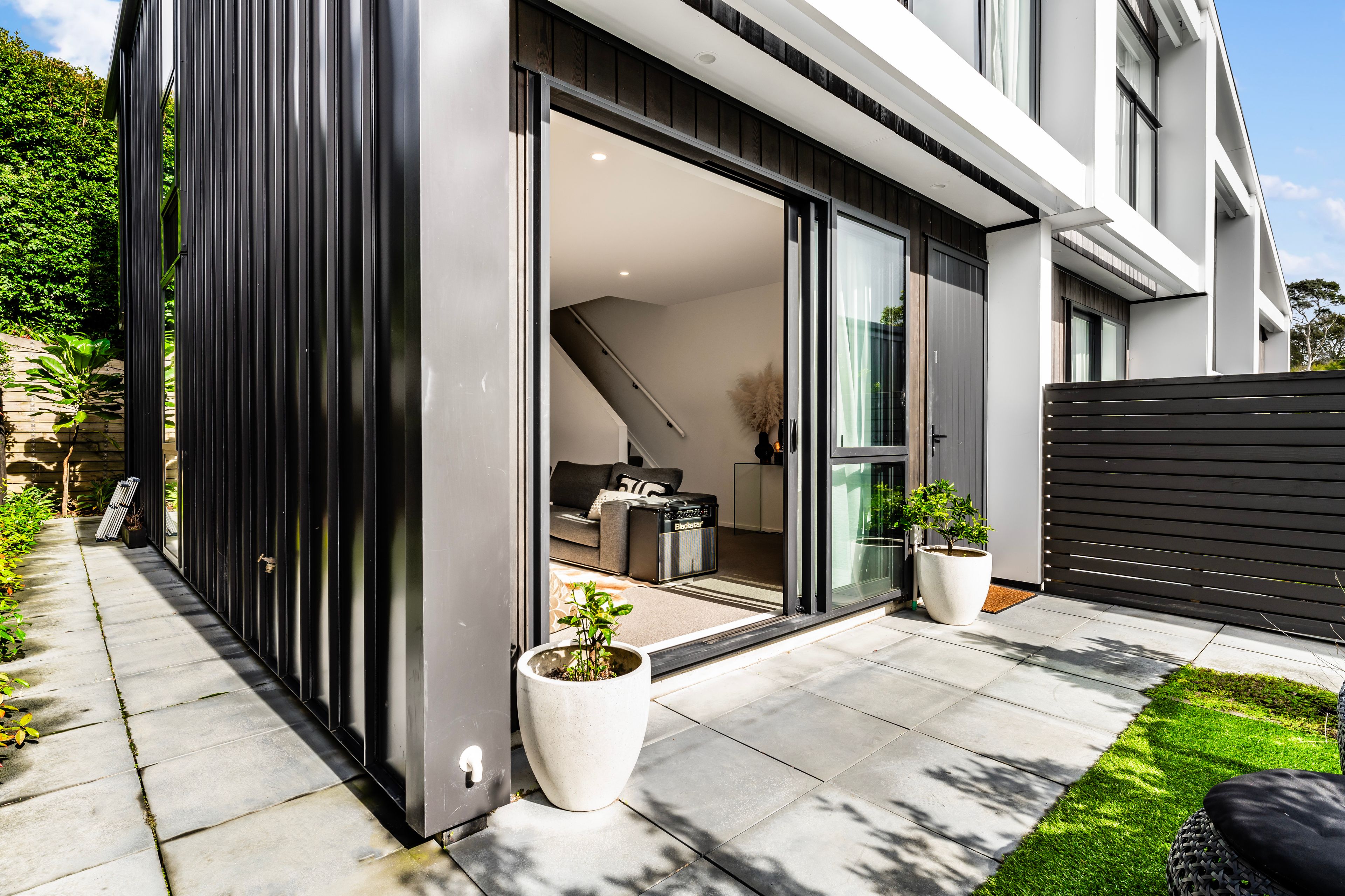 11/37 Glen Atkinson Street, St Heliers