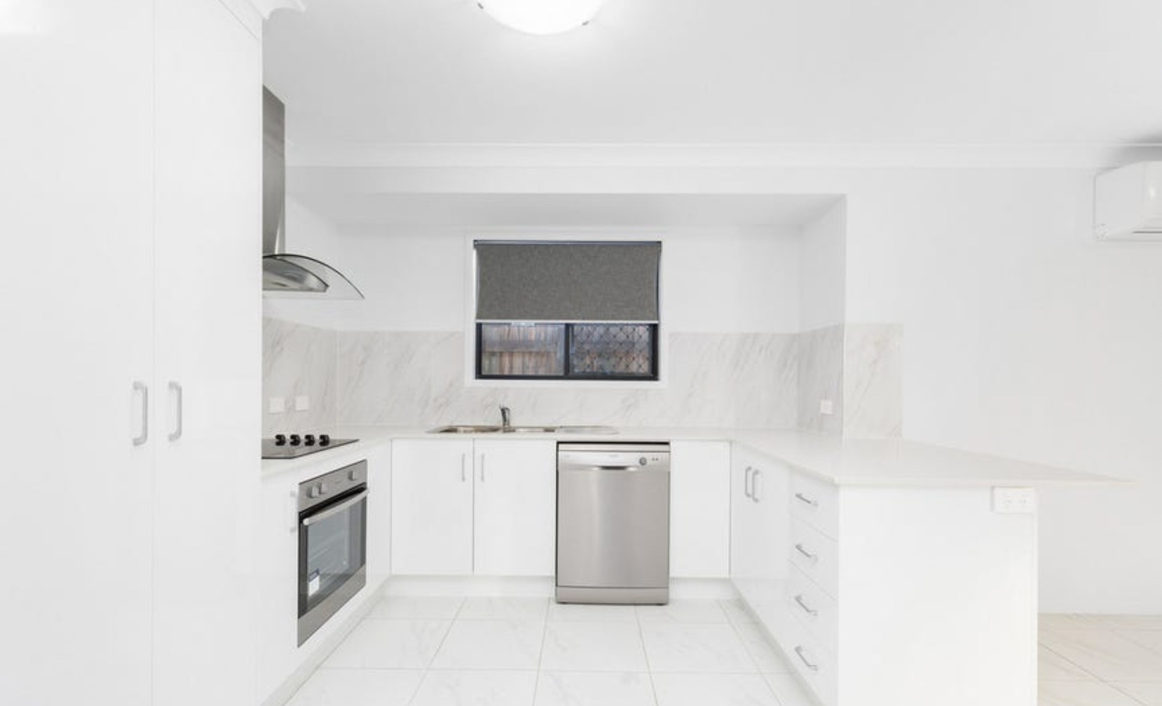 7 Jomarant Place, Kawana, QLD 4701