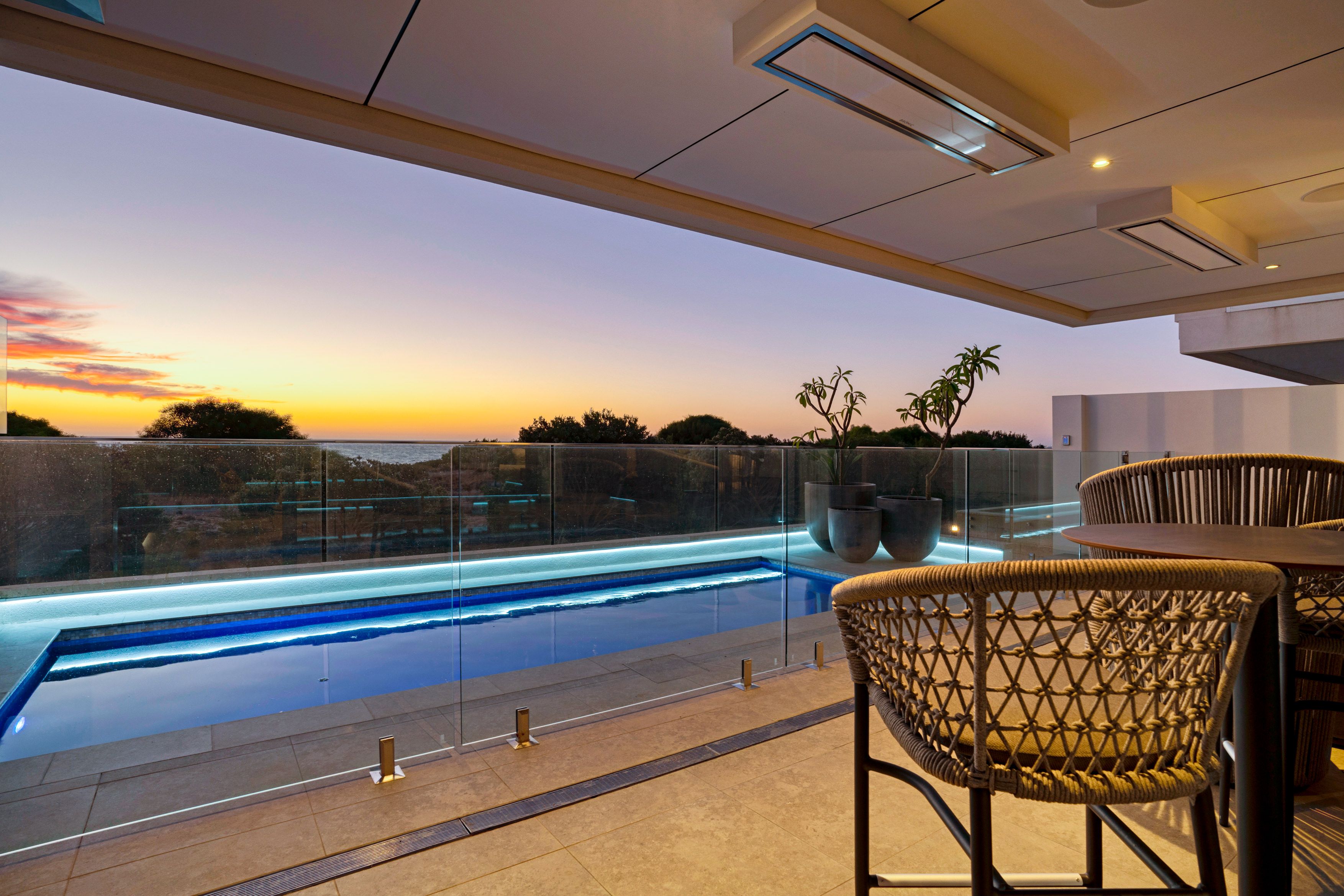 67 Ocean Drive, North Coogee, WA 6163