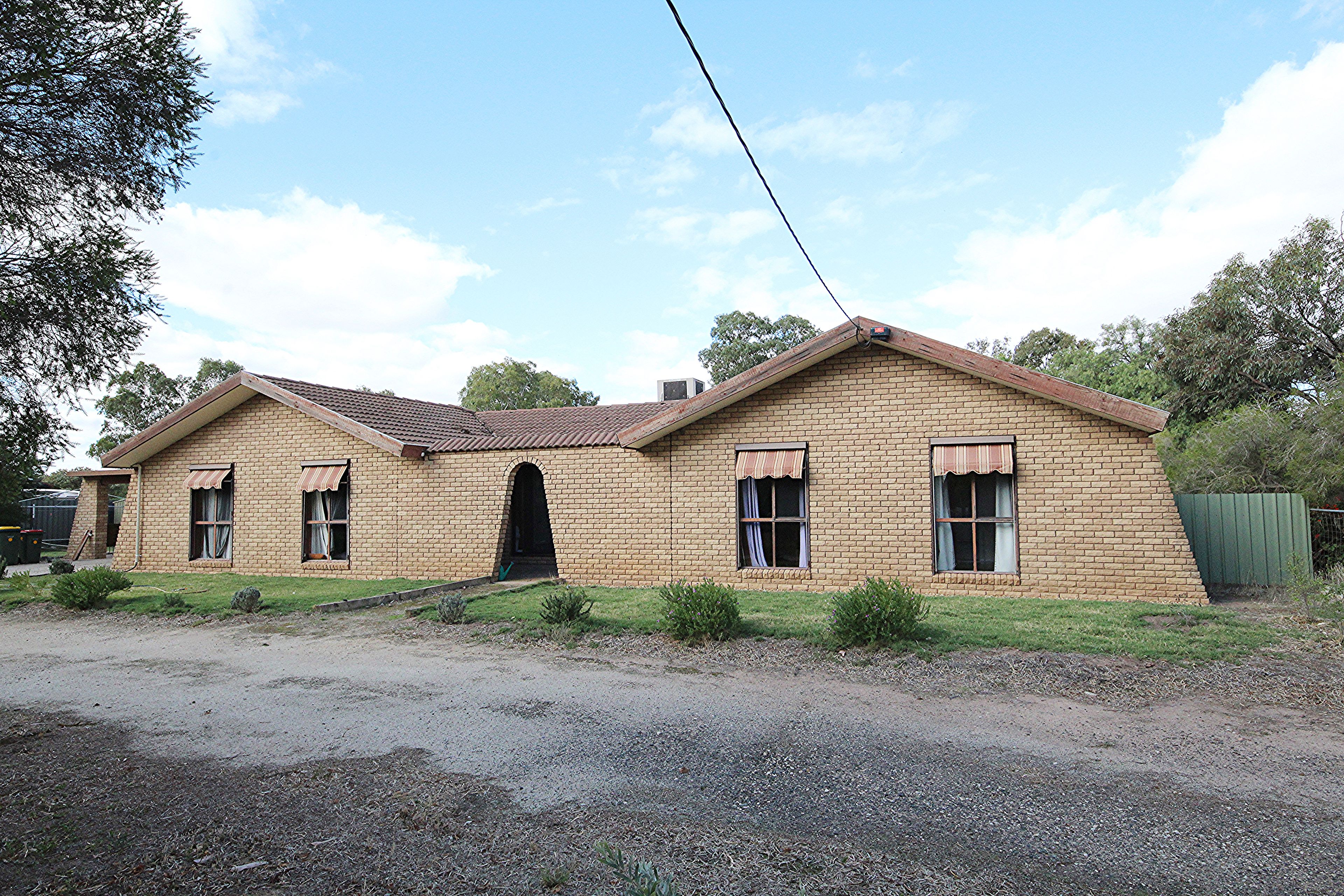 155 Riverside Road, Riverside VIC 3401