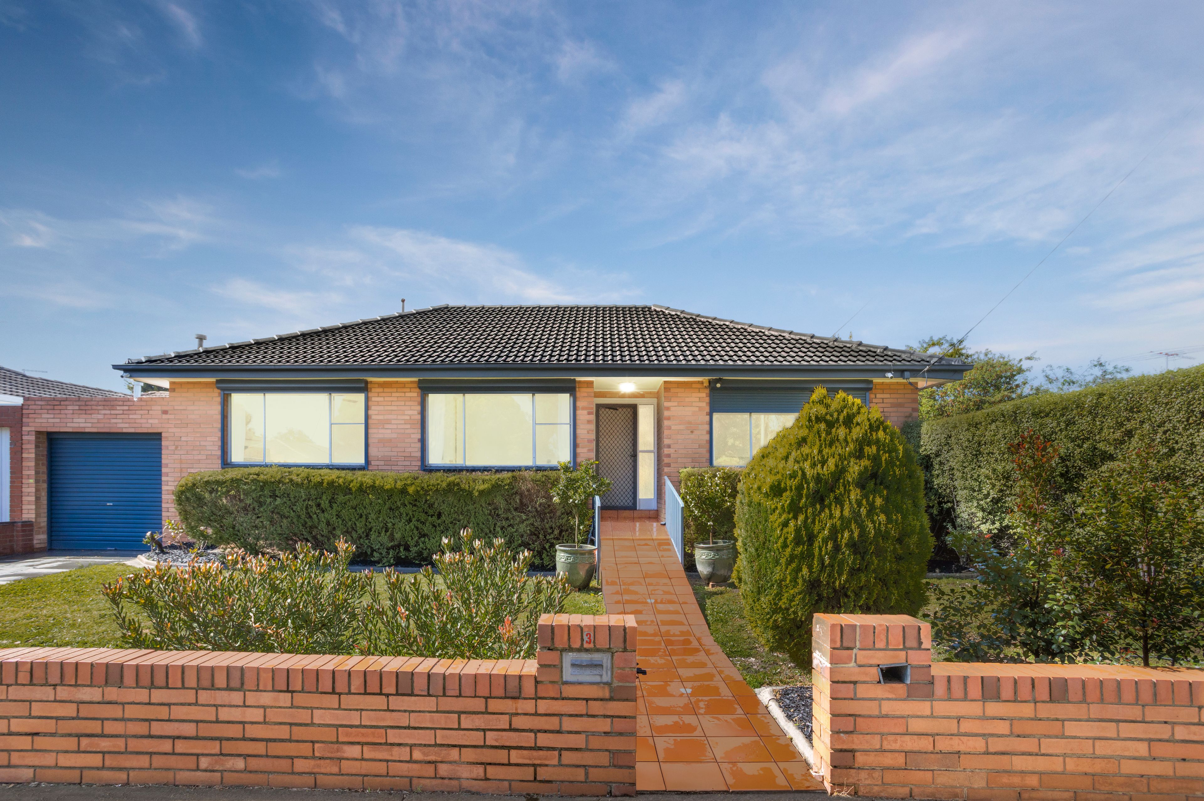 3 Garden Avenue
