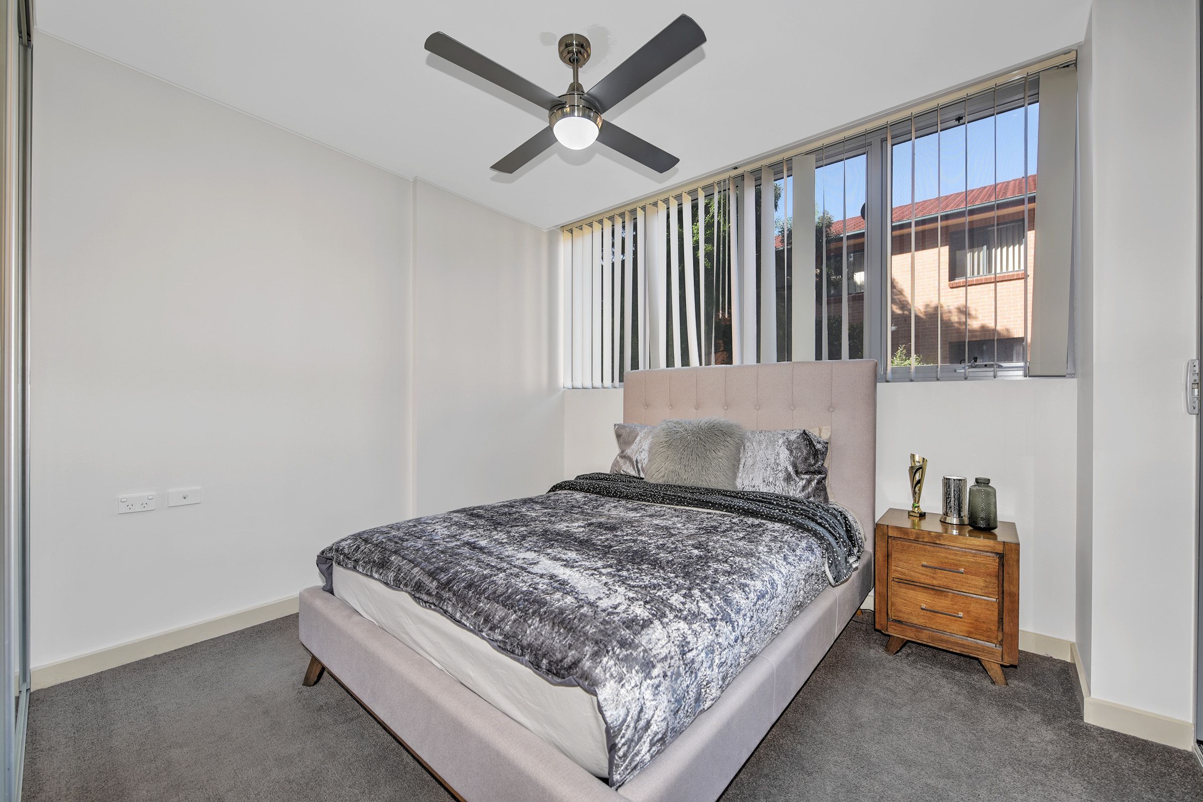 4/3A Byer Street — photo 4 of 10