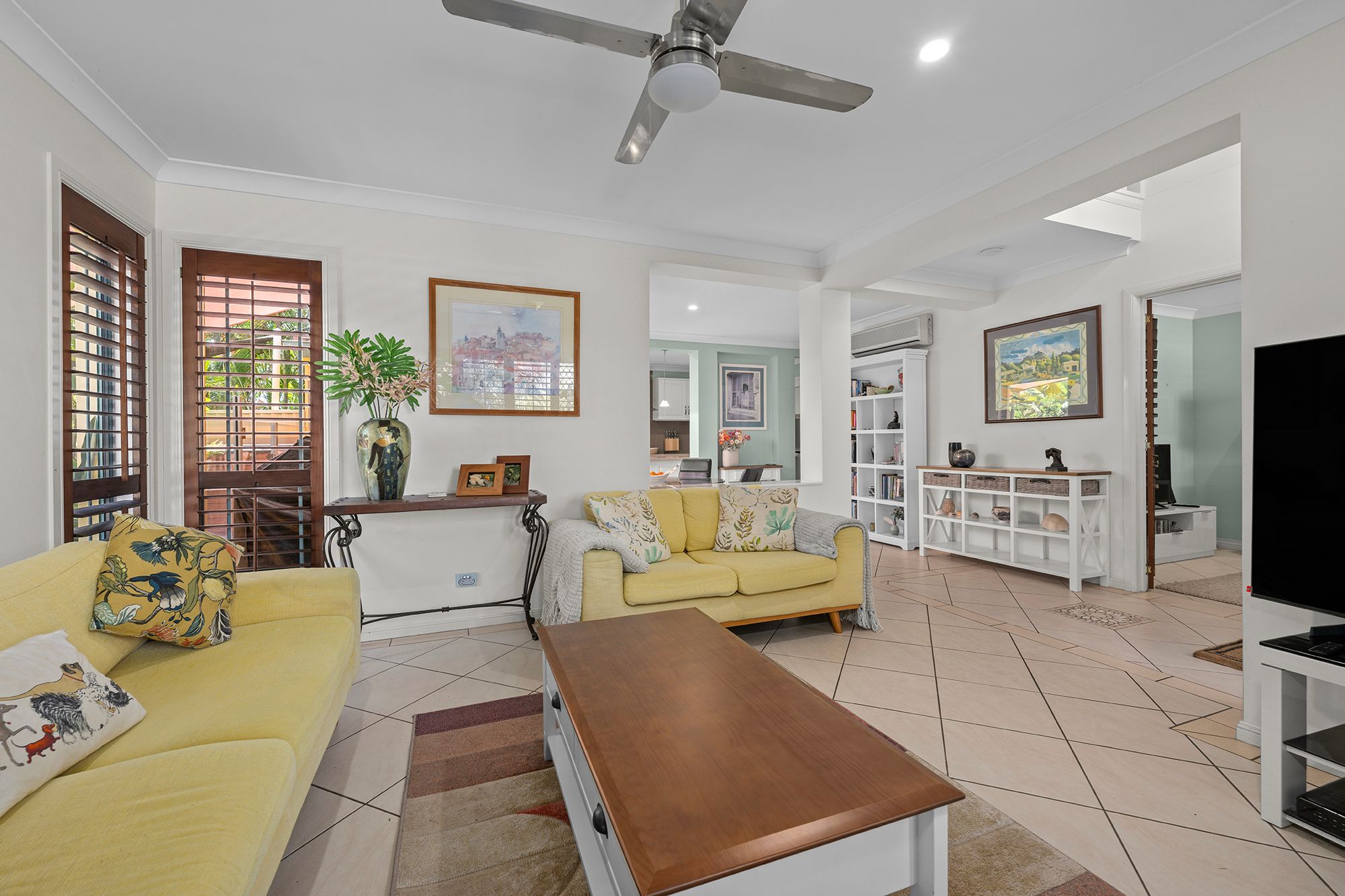 2/129 Bayview Street — photo 6 of 15