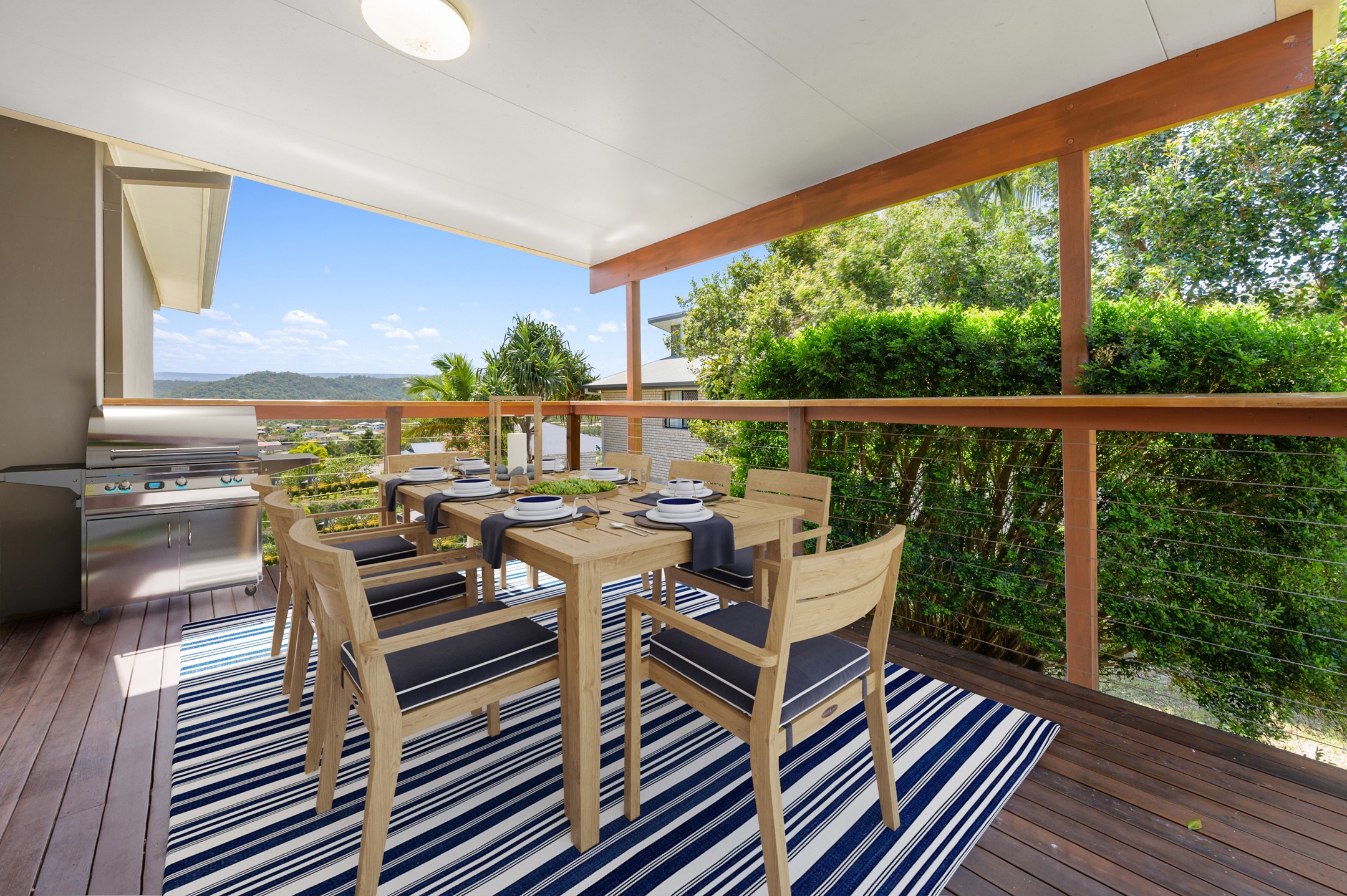 33 Yamba Street, Pacific Pines, QLD 4211