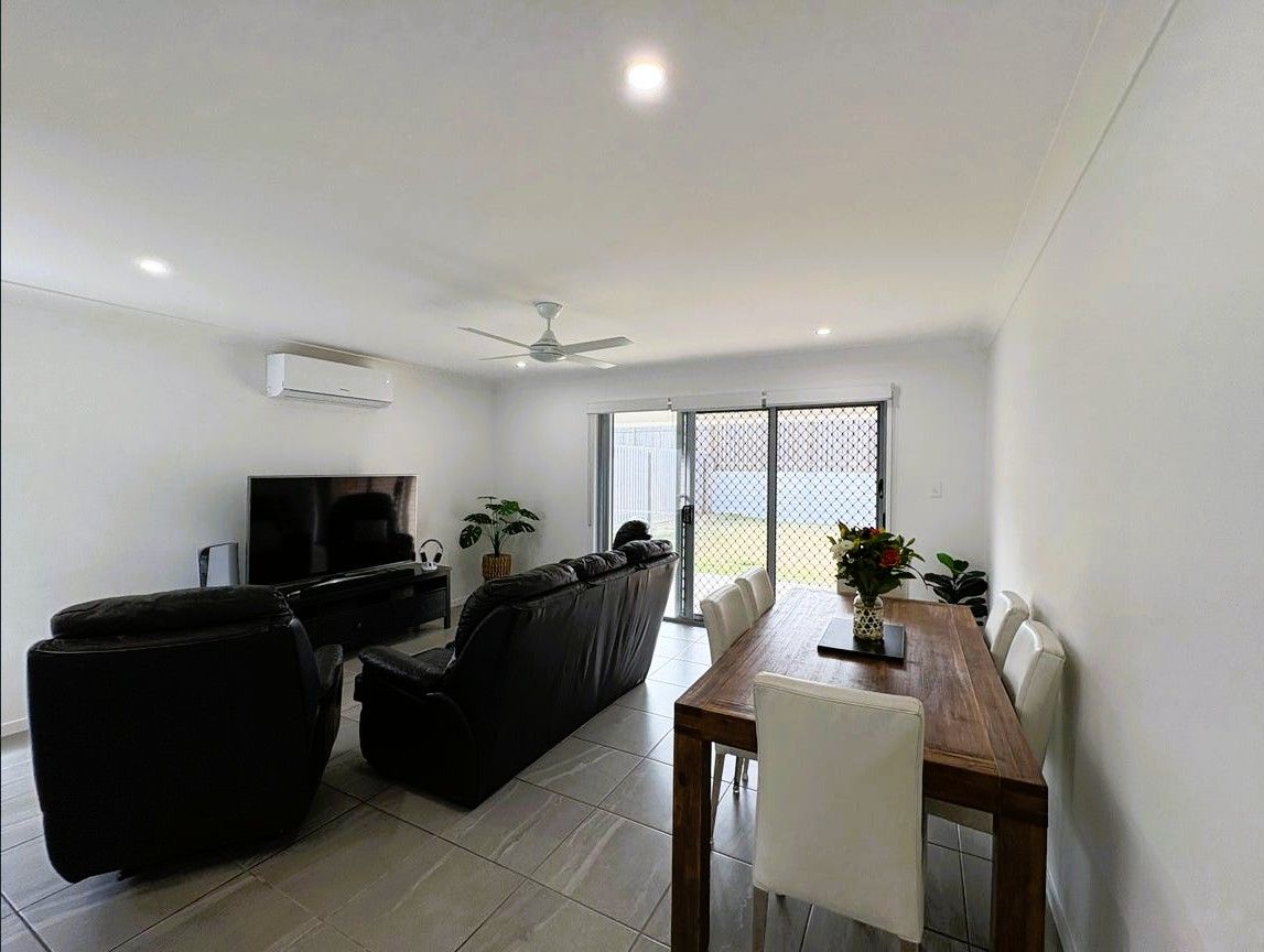 62 Macadamia Street — photo 6 of 15