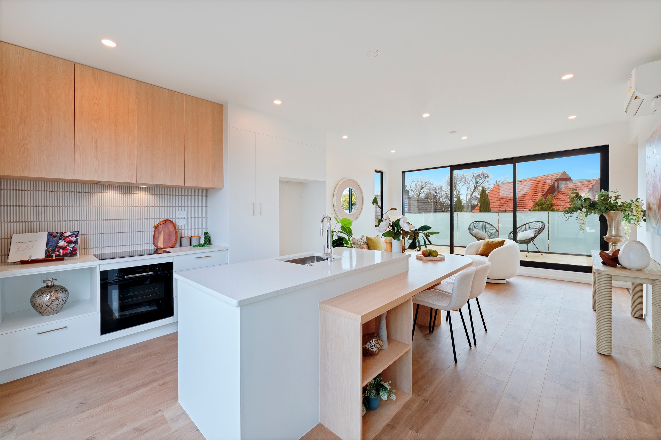 6 Shakespeare Road, Milford, North Shore City