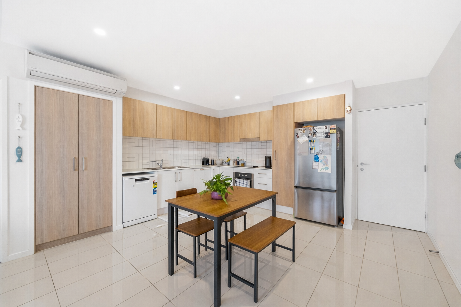 701/1 York Street — photo 3 of 10