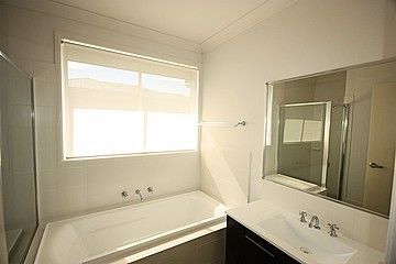 13 Belmont Avenue, Spring Farm, NSW 2570