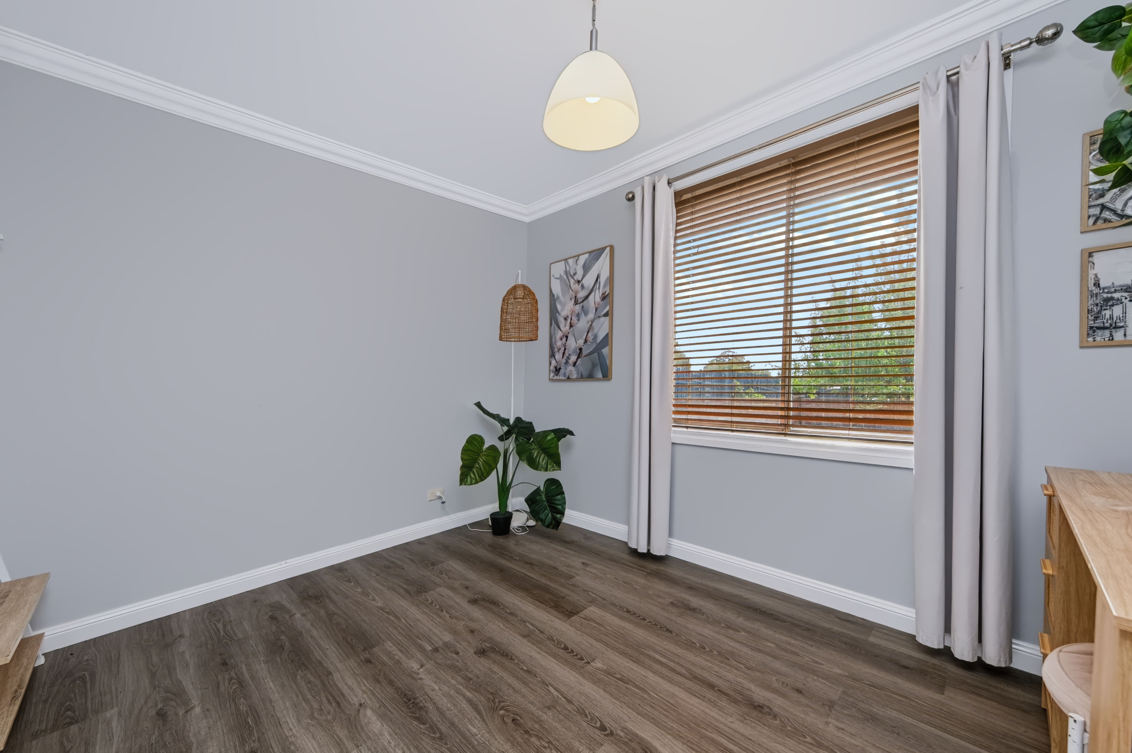 27 Stratton Road — photo 7 of 17