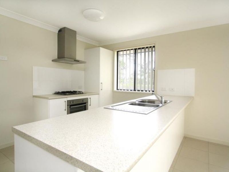 2 Bulmer Street, Bellbird Park, QLD 4300