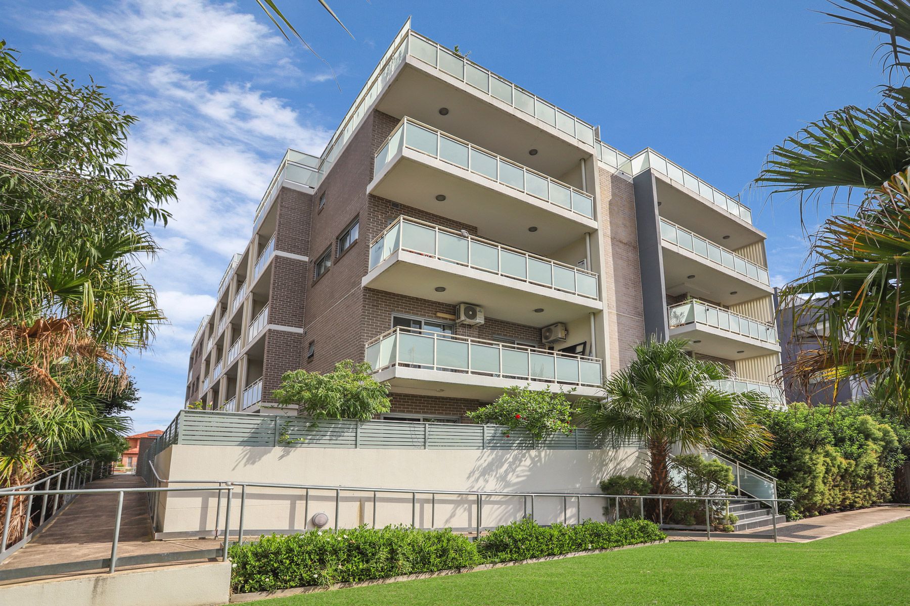 20/45-47 Veron Street — photo 9 of 9