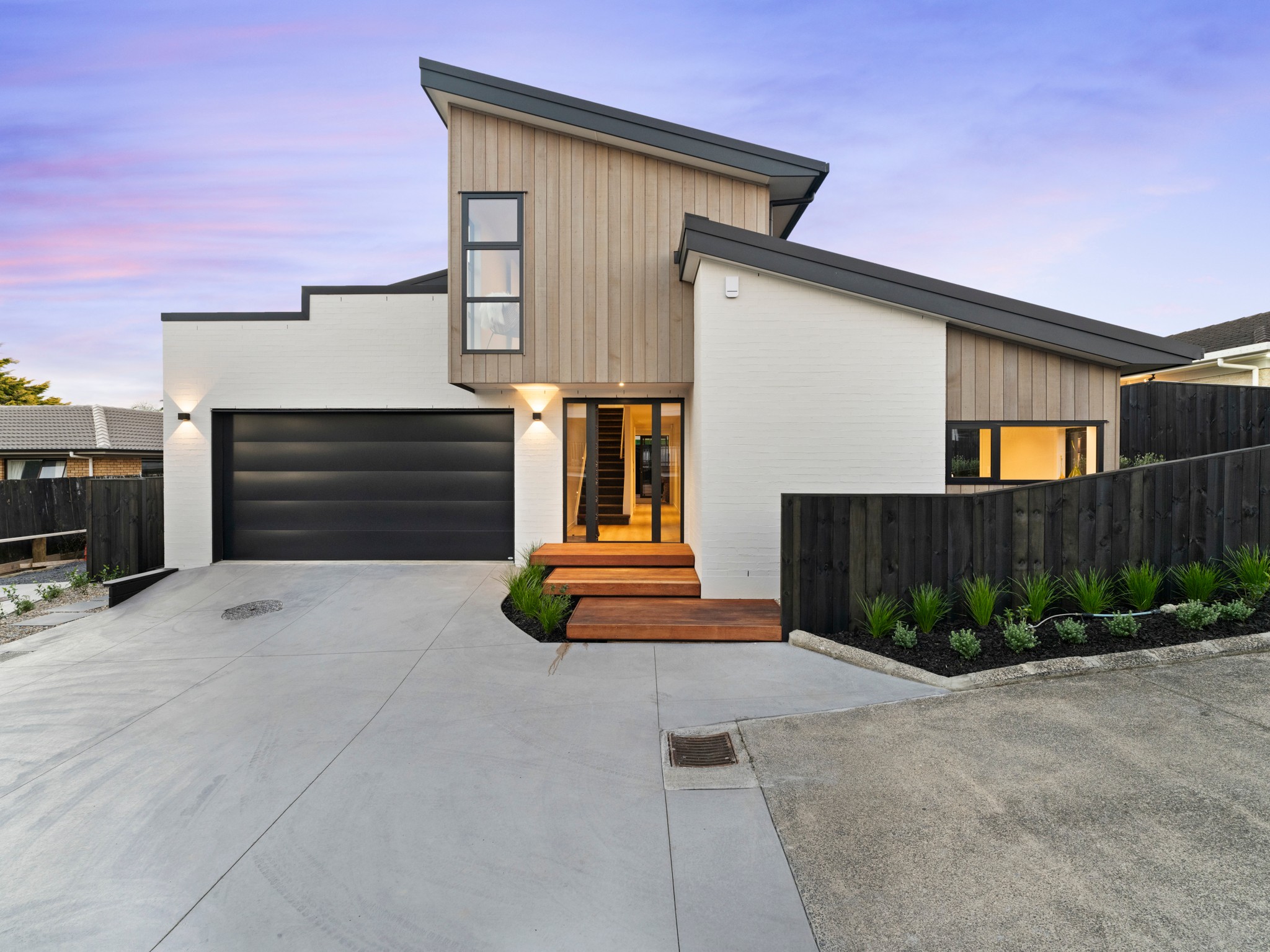 16 Broman Place, Half Moon Bay, Manukau City