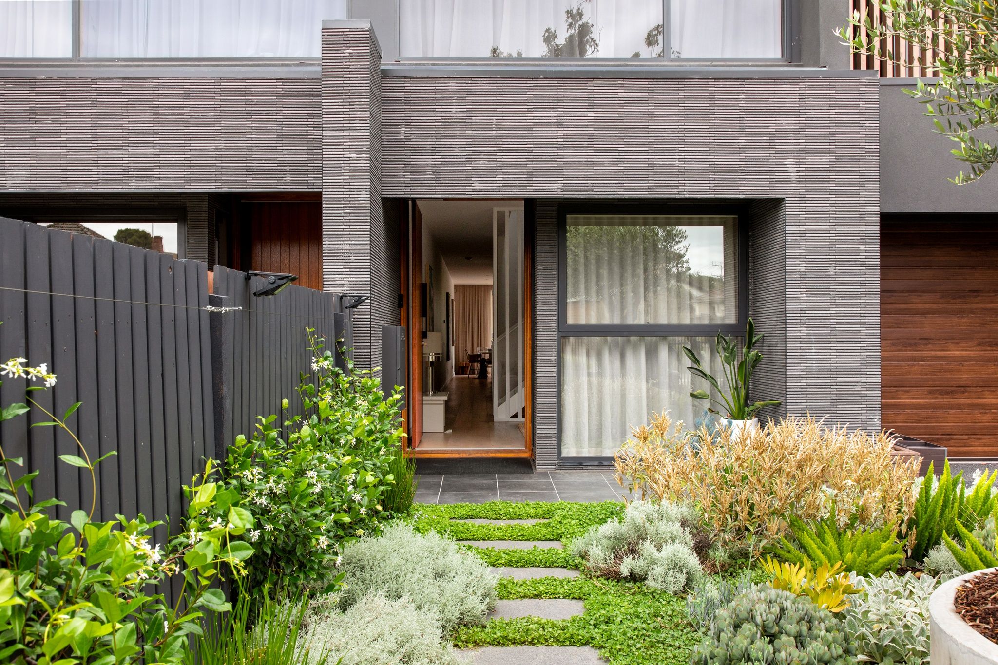 8A Rosemary Grove, Glen Iris, VIC 3146