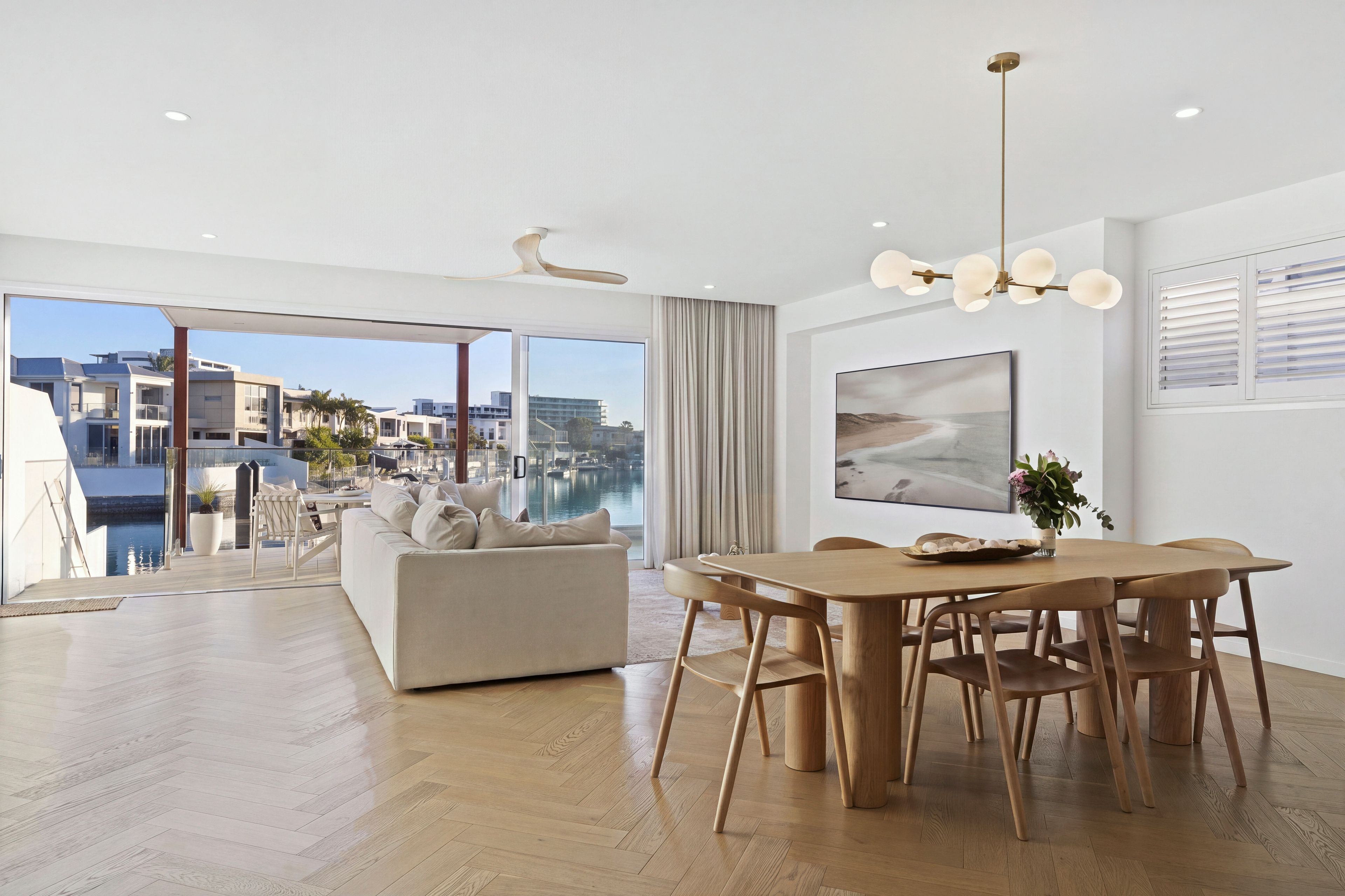 2/32 East Quay Drive — photo 7 of 30