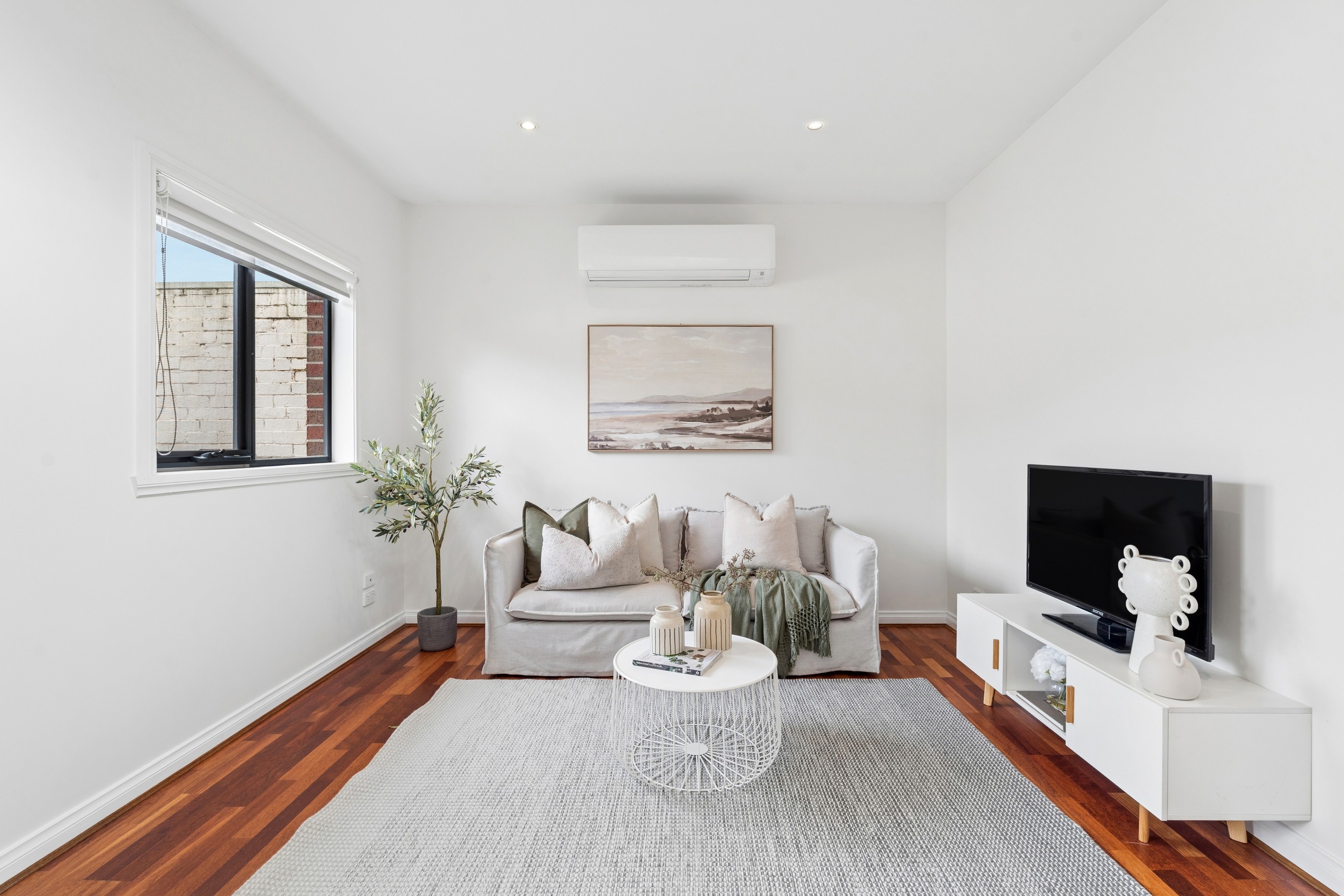 2/83-85 Howard Street, Reservoir, VIC 3073