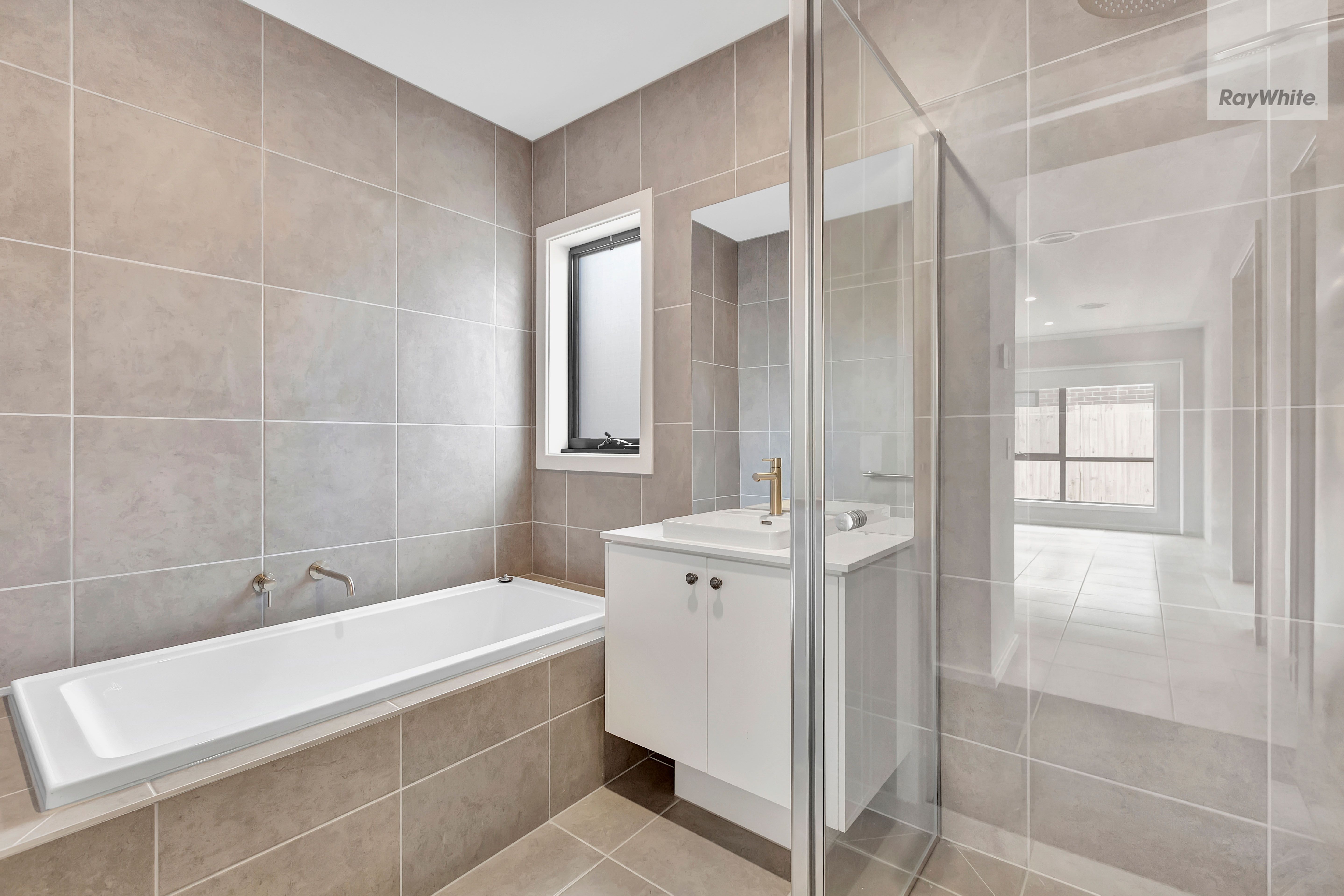 18 Hammer Street — photo 10 of 12