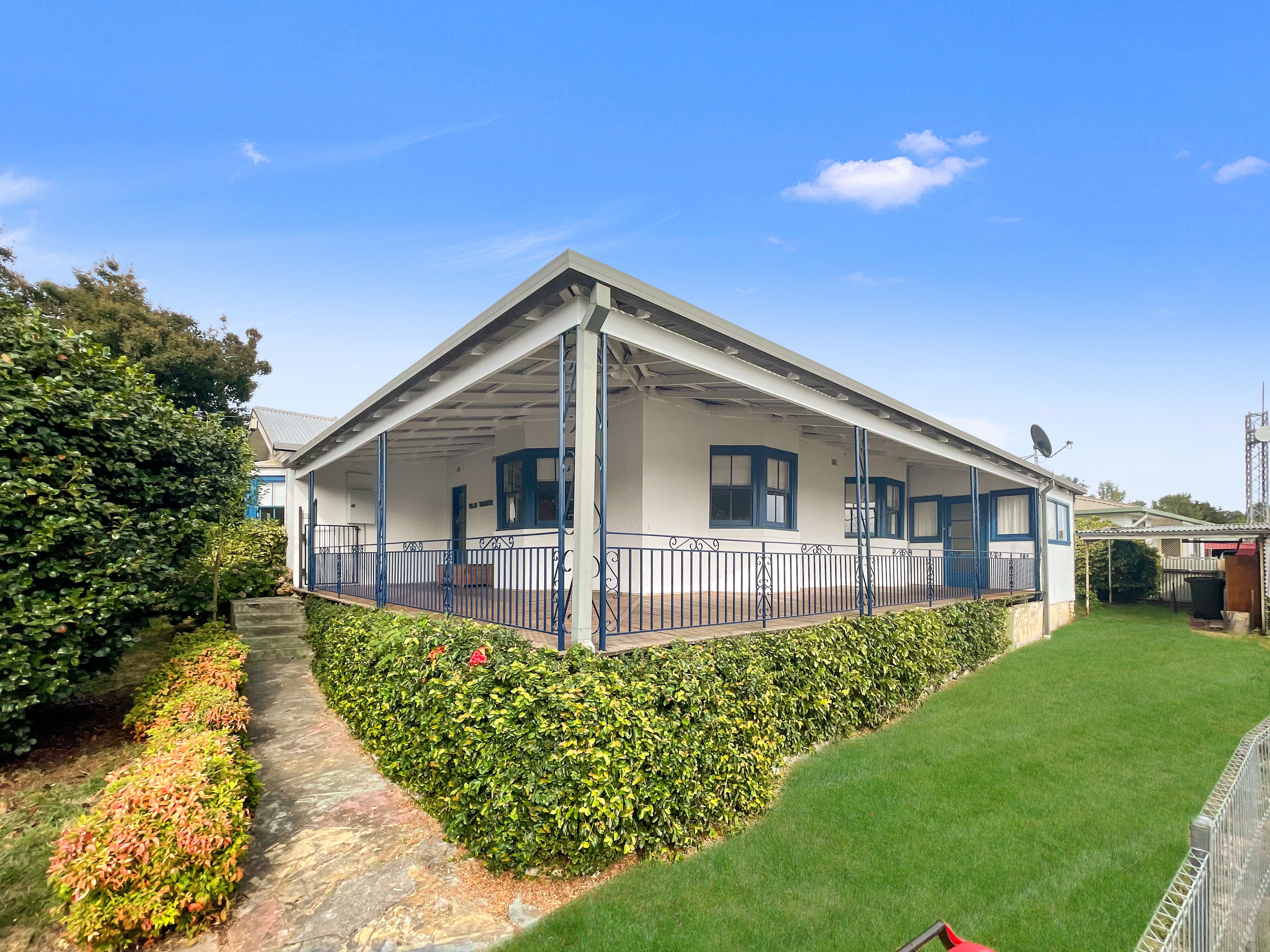 6 Tumbarumba Road, Batlow, NSW 2730