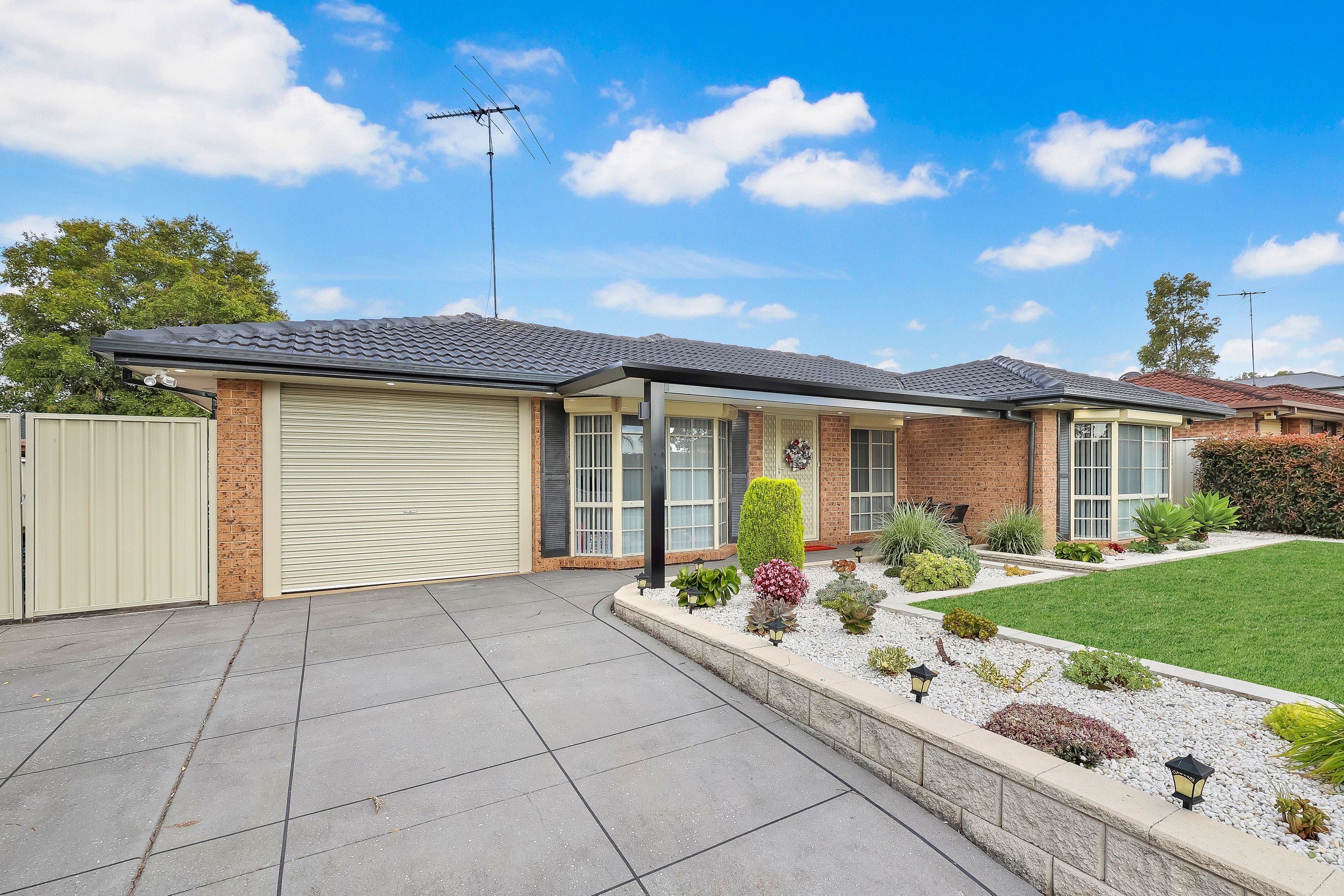 3 Packenham Place, Mount Annan, NSW 2567
