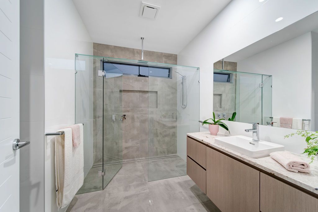 Residence 4/6 Tarawa Street — photo 13 of 23