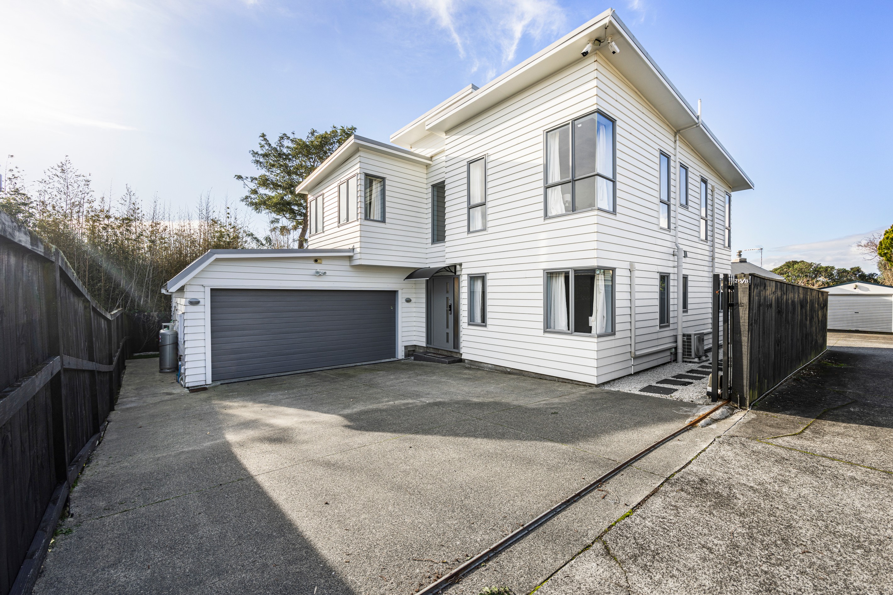 215b Halsey Drive, Lynfield, Auckland City