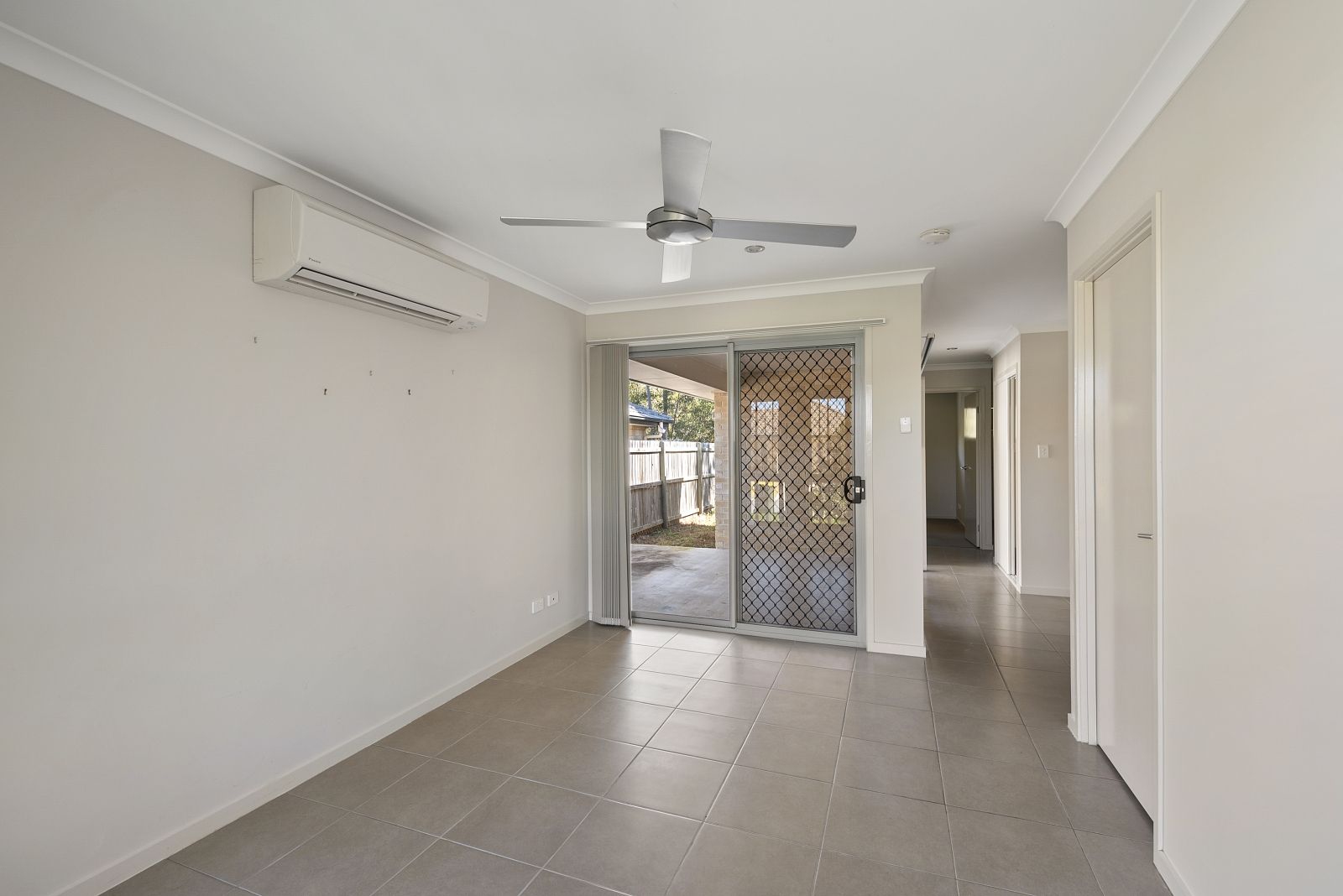 2/19 Retreat Crescent, Narangba, QLD 4504