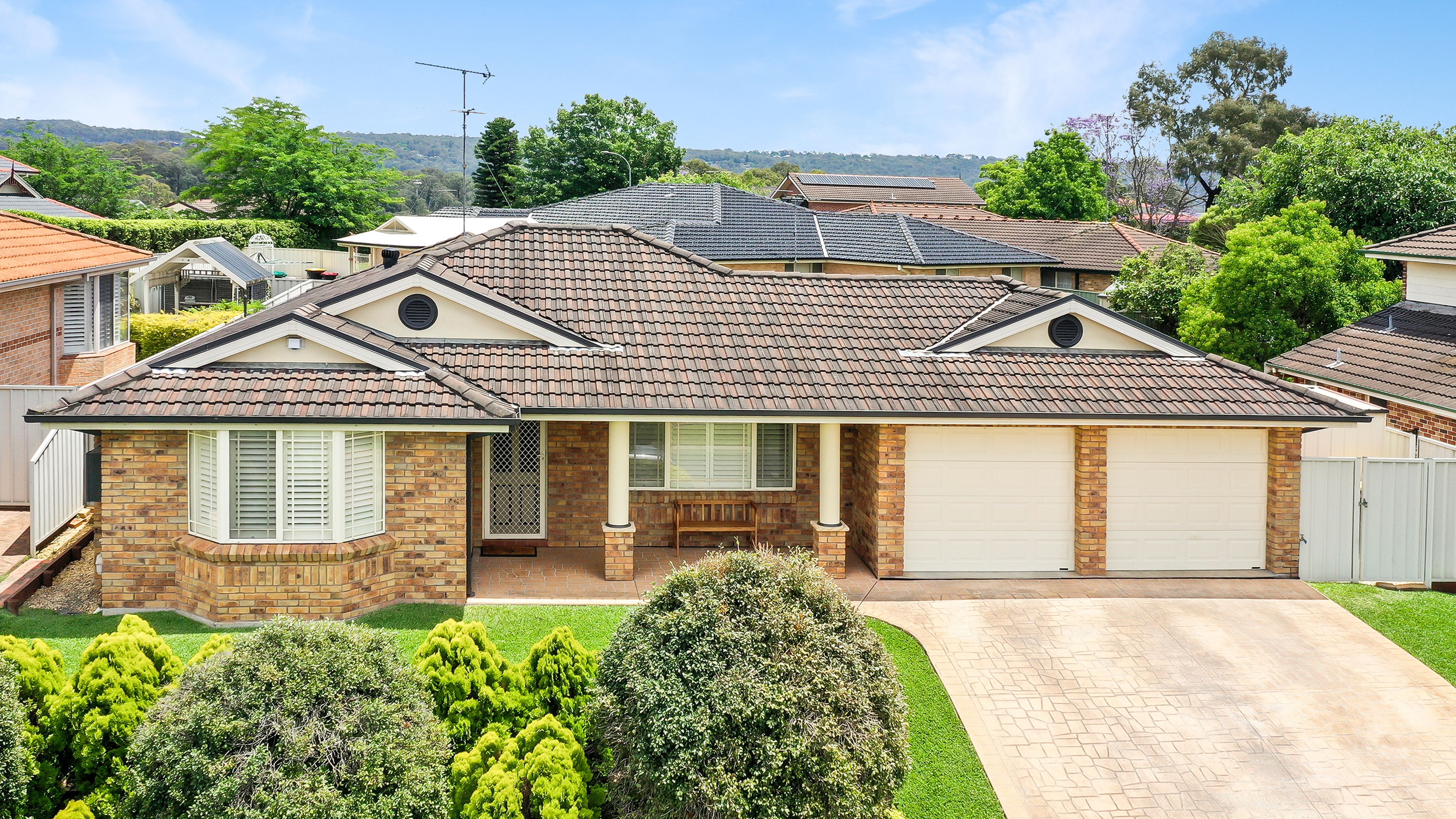 12 Miles Franklin Close, Glenmore Park NSW 2745