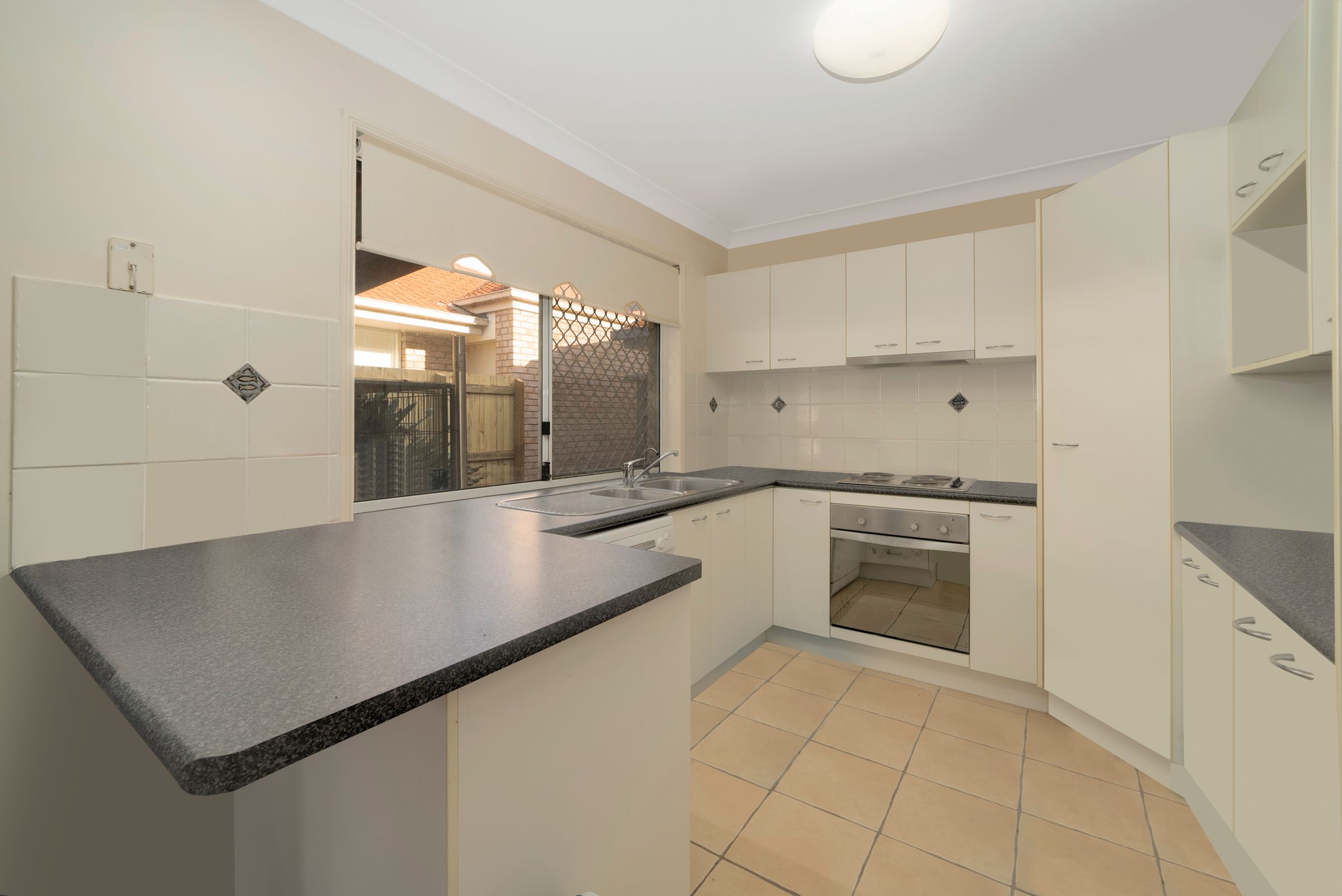 11 Whitfield Crescent, North Lakes, QLD 4509
