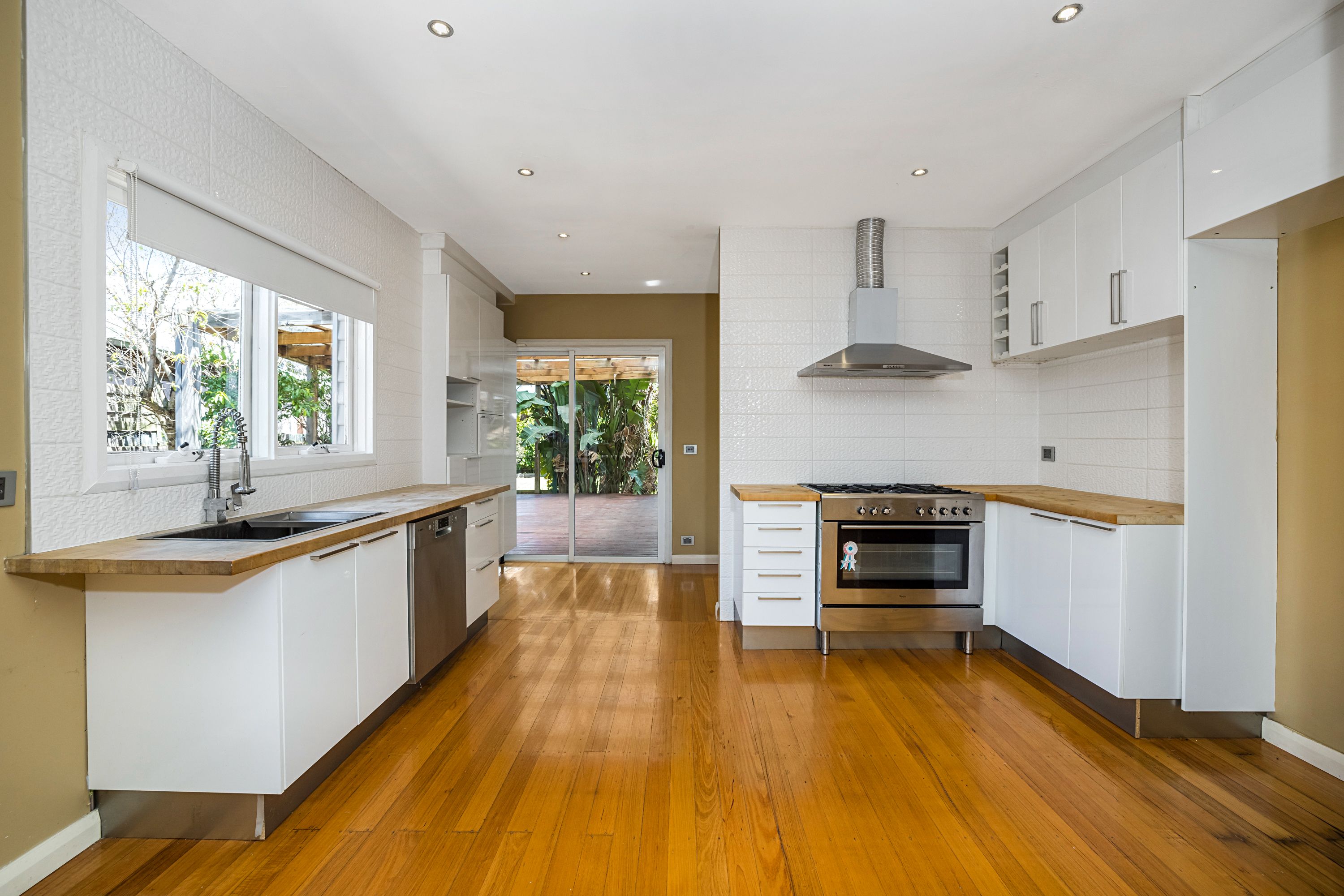 26 Holme Road, Ferntree Gully, VIC 3156