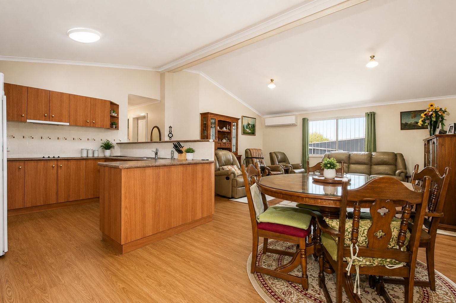31 Taylor Street — photo 6 of 19
