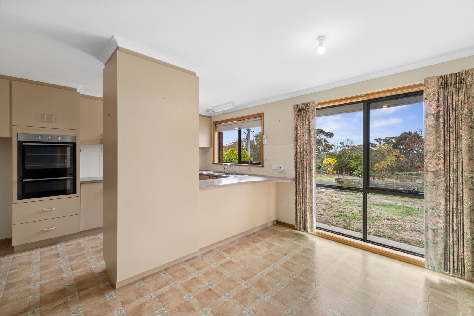 25 Spring Street, Elliminyt, VIC 3250