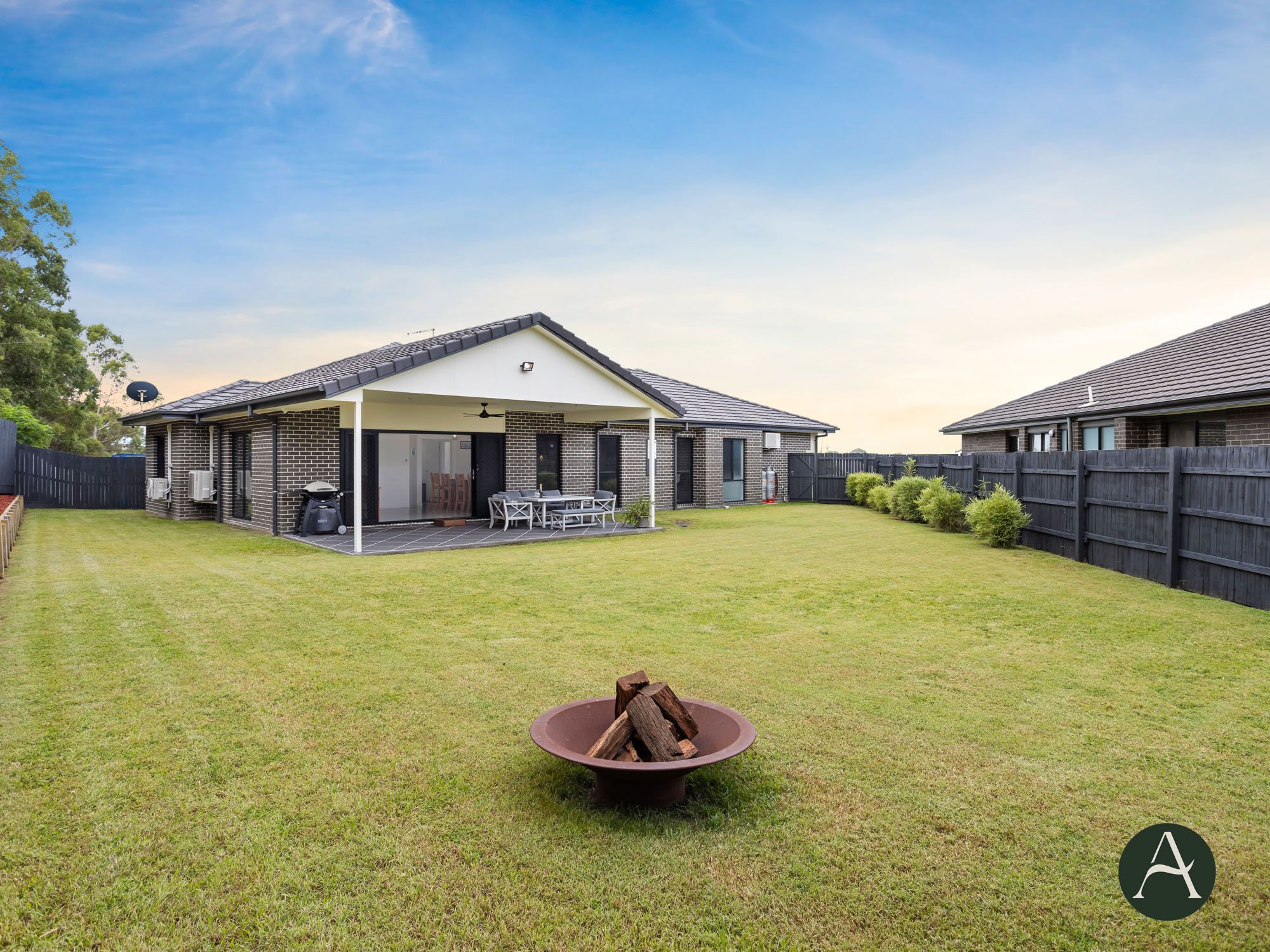 4 James Close, Ormeau, QLD 4208