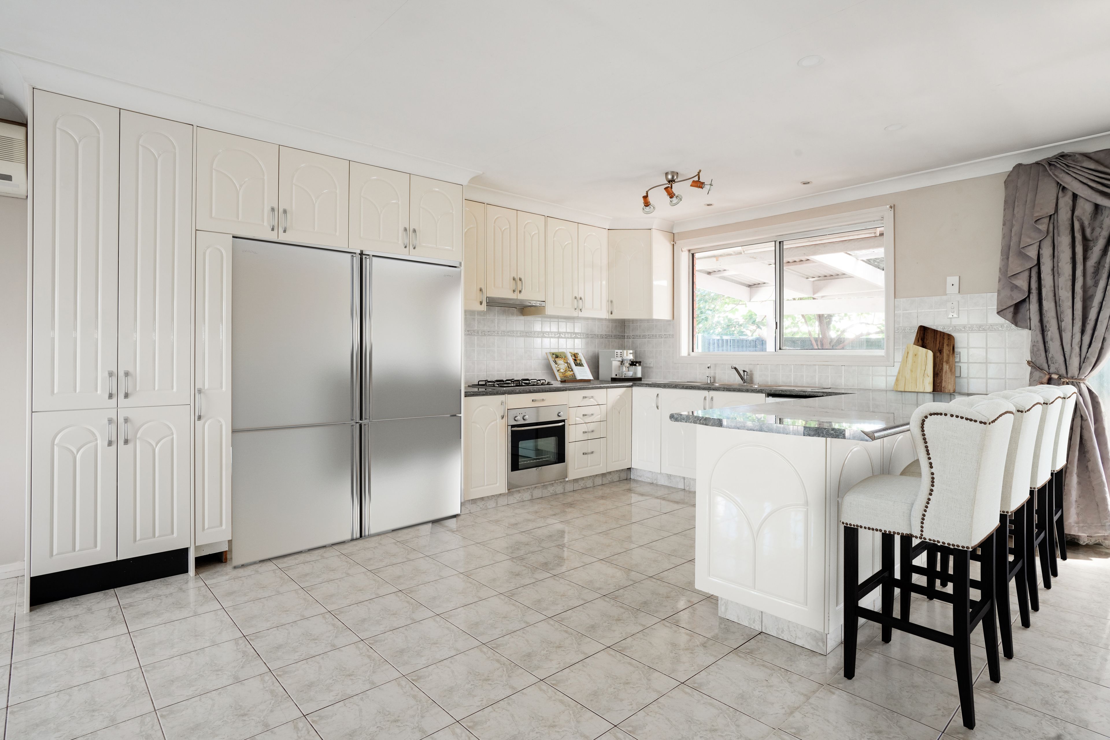 4 Hughes Street, Leumeah, NSW 2560